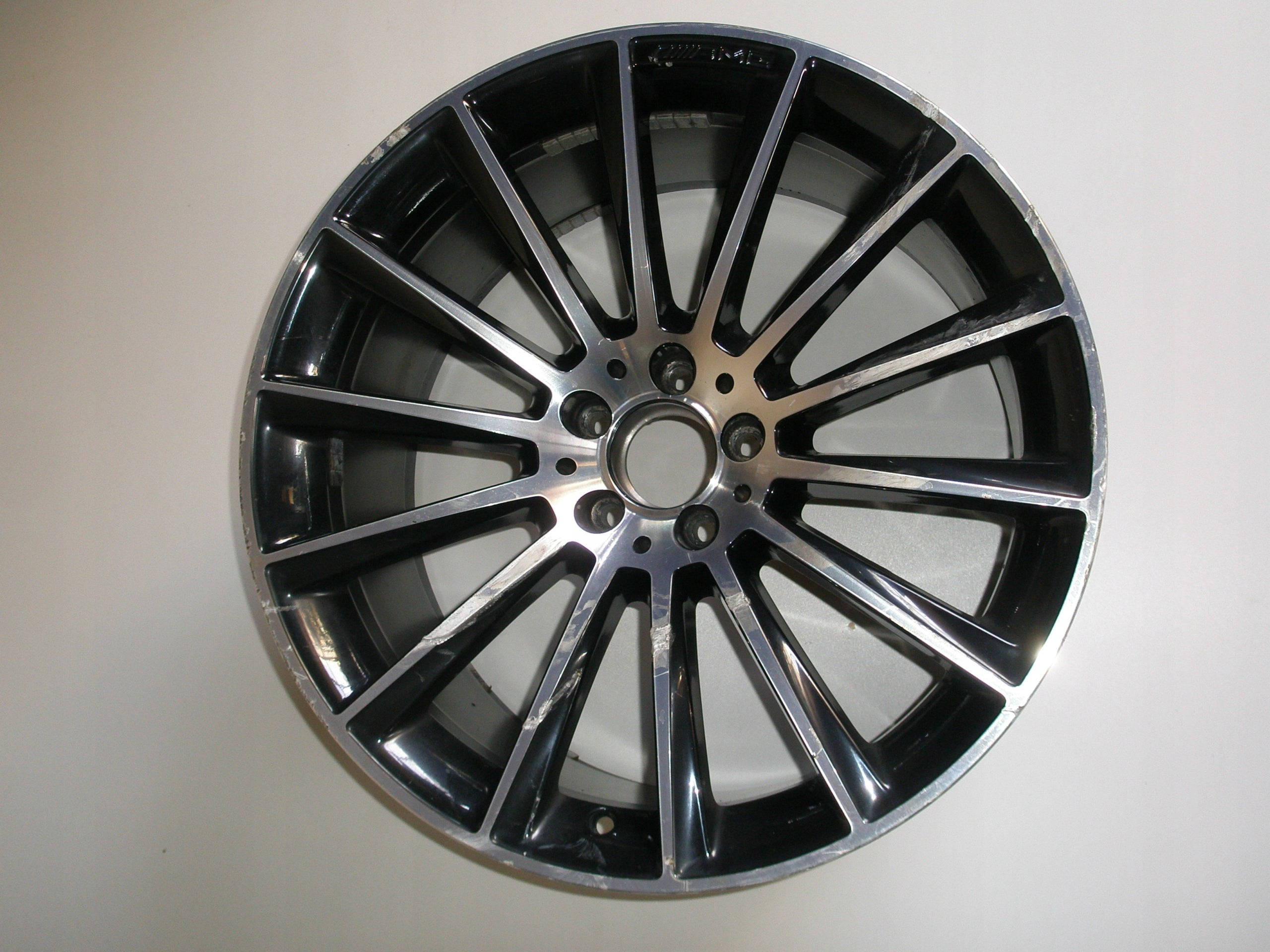 1x Alu Felge Mercedes-Benz W166 Aluminum rim 20 Zoll 8.5J 5x112 38ET