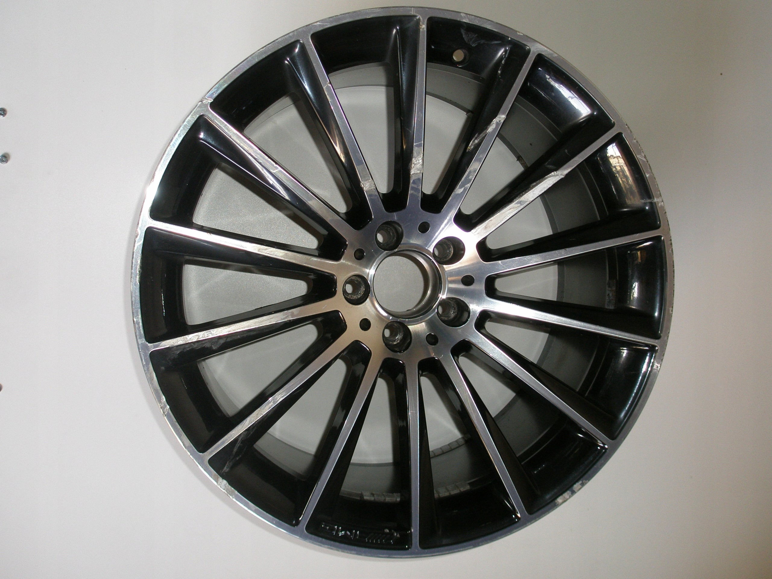 1x Alu Felge Mercedes-Benz W166 Aluminum rim 20 Zoll 8.5J 5x112 38ET