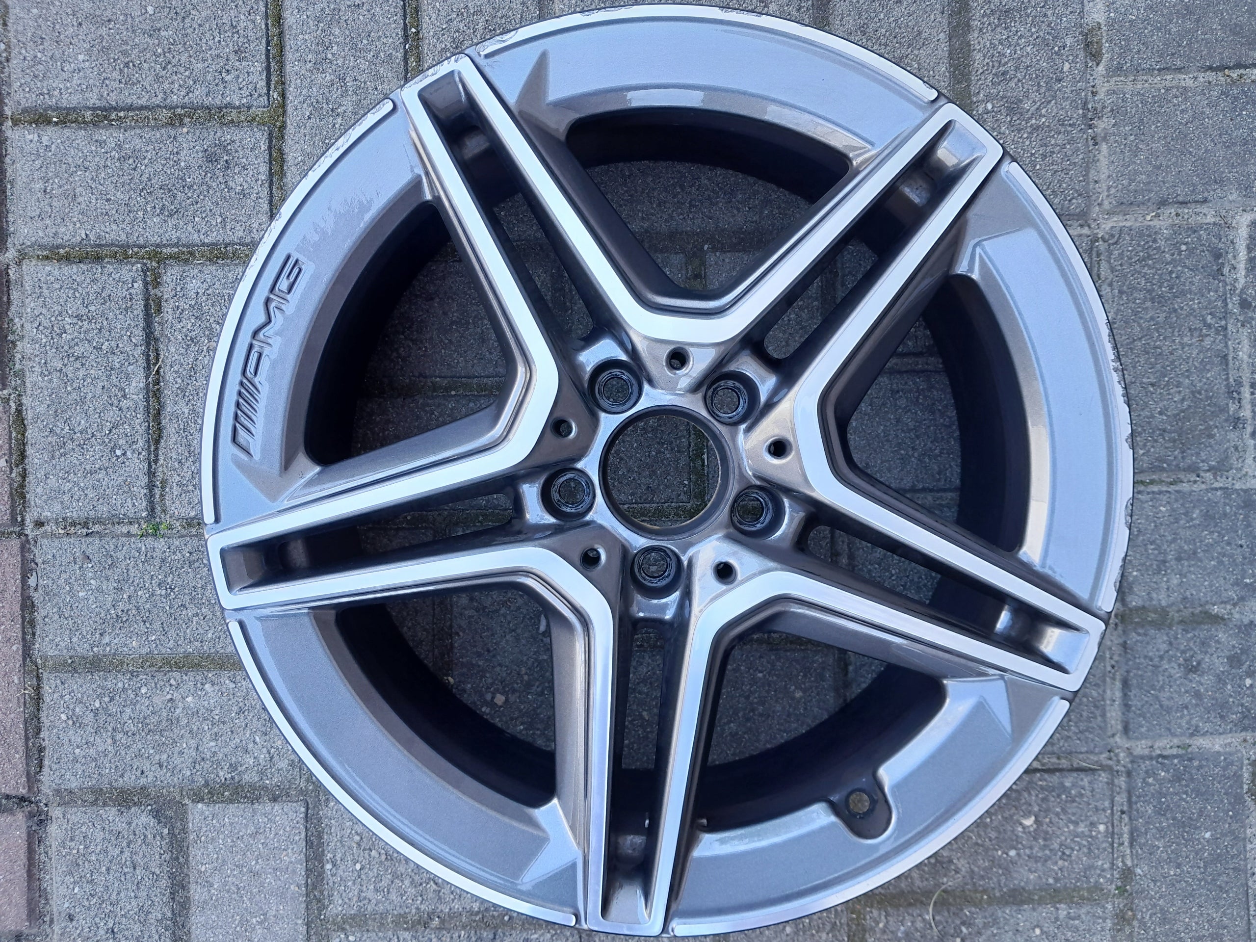 1x Alu Felge Mercedes-Benz 205 W205 Aluminum rim 18 Zoll 7.5J 5x112 44ET