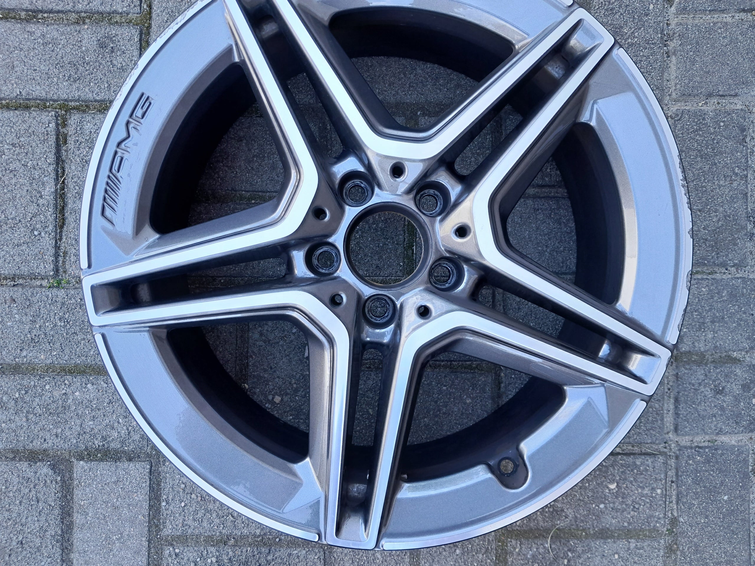 1x Alu Felge Mercedes-Benz 205 W205 Aluminum rim 18 Zoll 7.5J 5x112 44ET