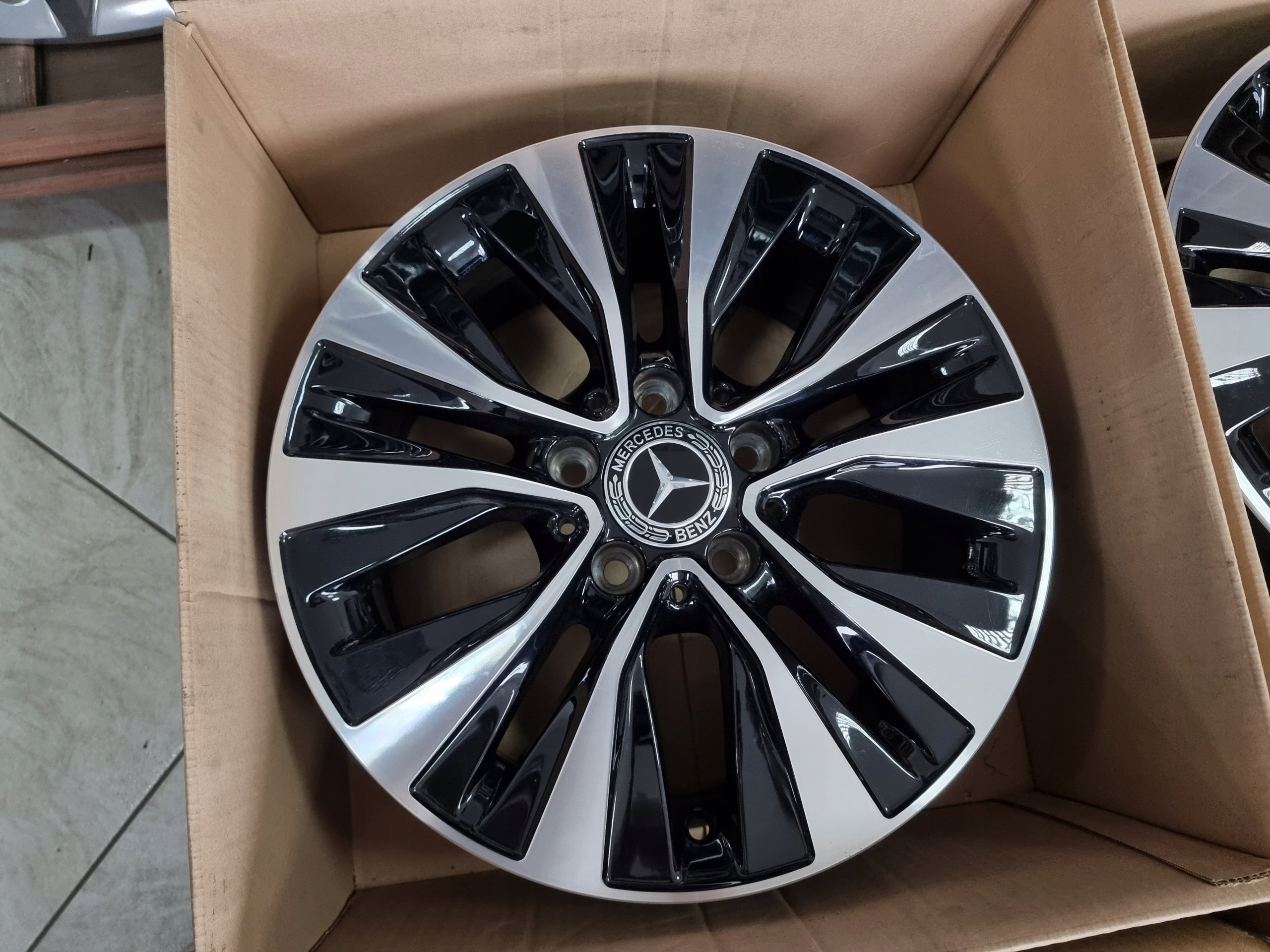 Alu Felge Mercedes-Benz W118 W177 W247 16 Zoll 6.5J 5x112 44ET A1774010000