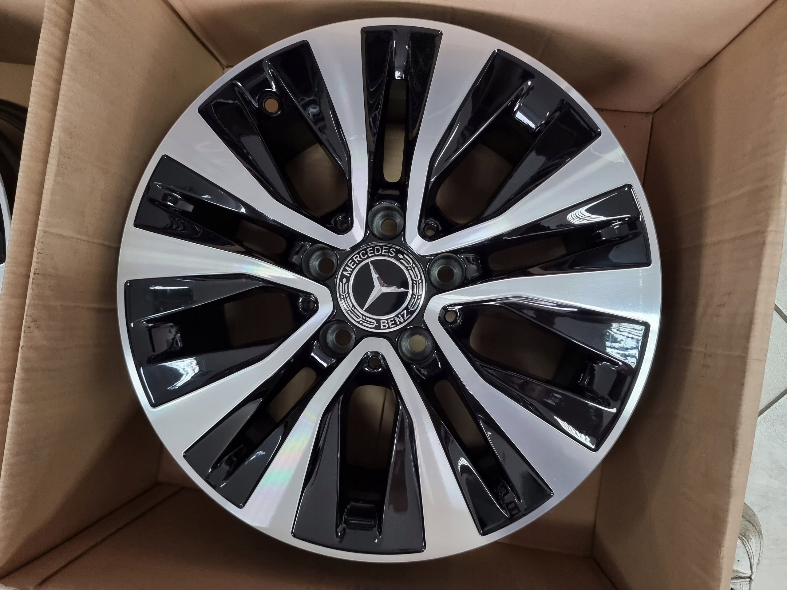 Alu Felge Mercedes-Benz W118 W177 W247 16 Zoll 6.5J 5x112 44ET A1774010000