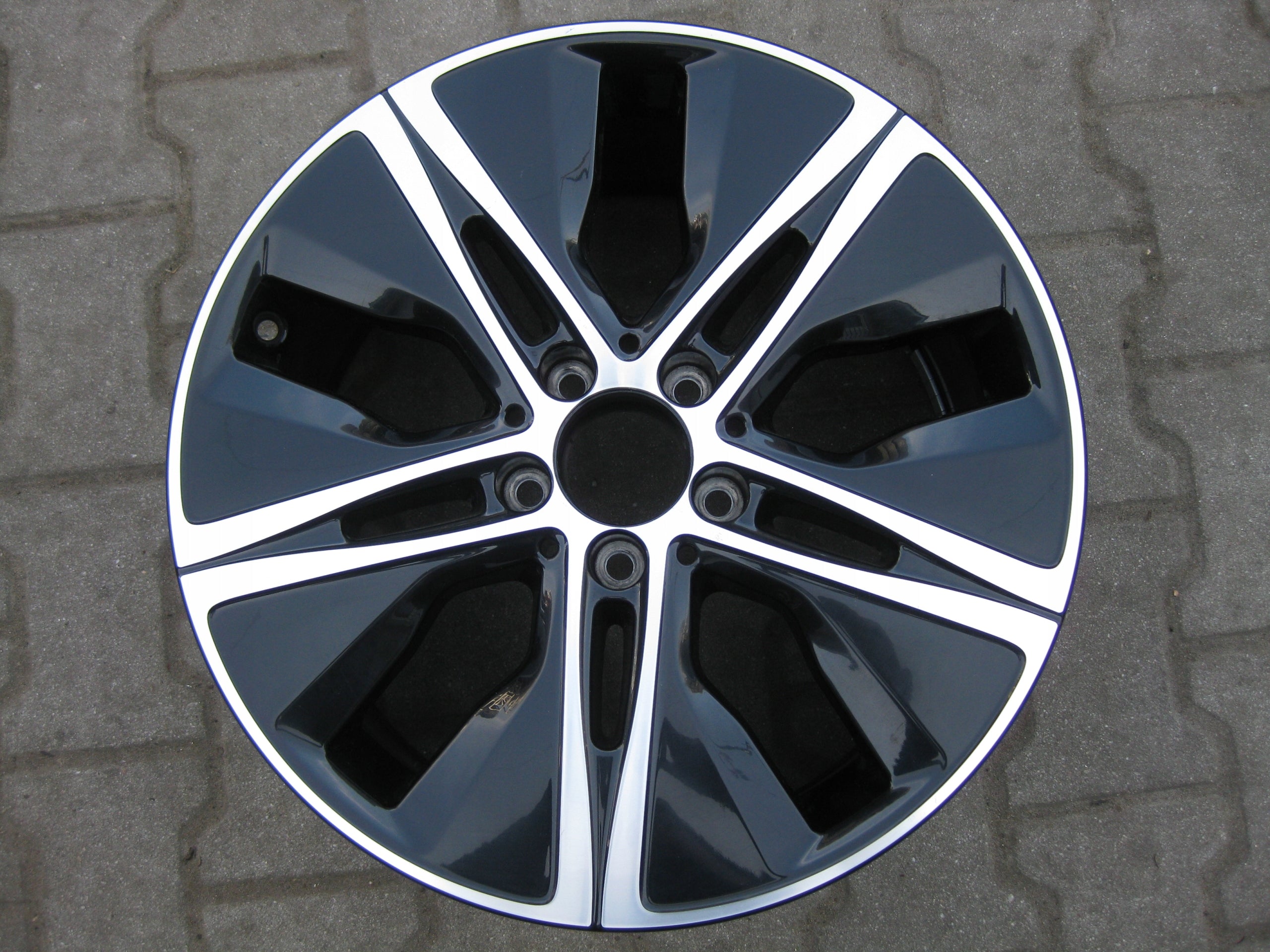 1x aluminum rim Mercedes-Benz 205 Aluminum rim 18 inch 8.5J 5x112 56ET 