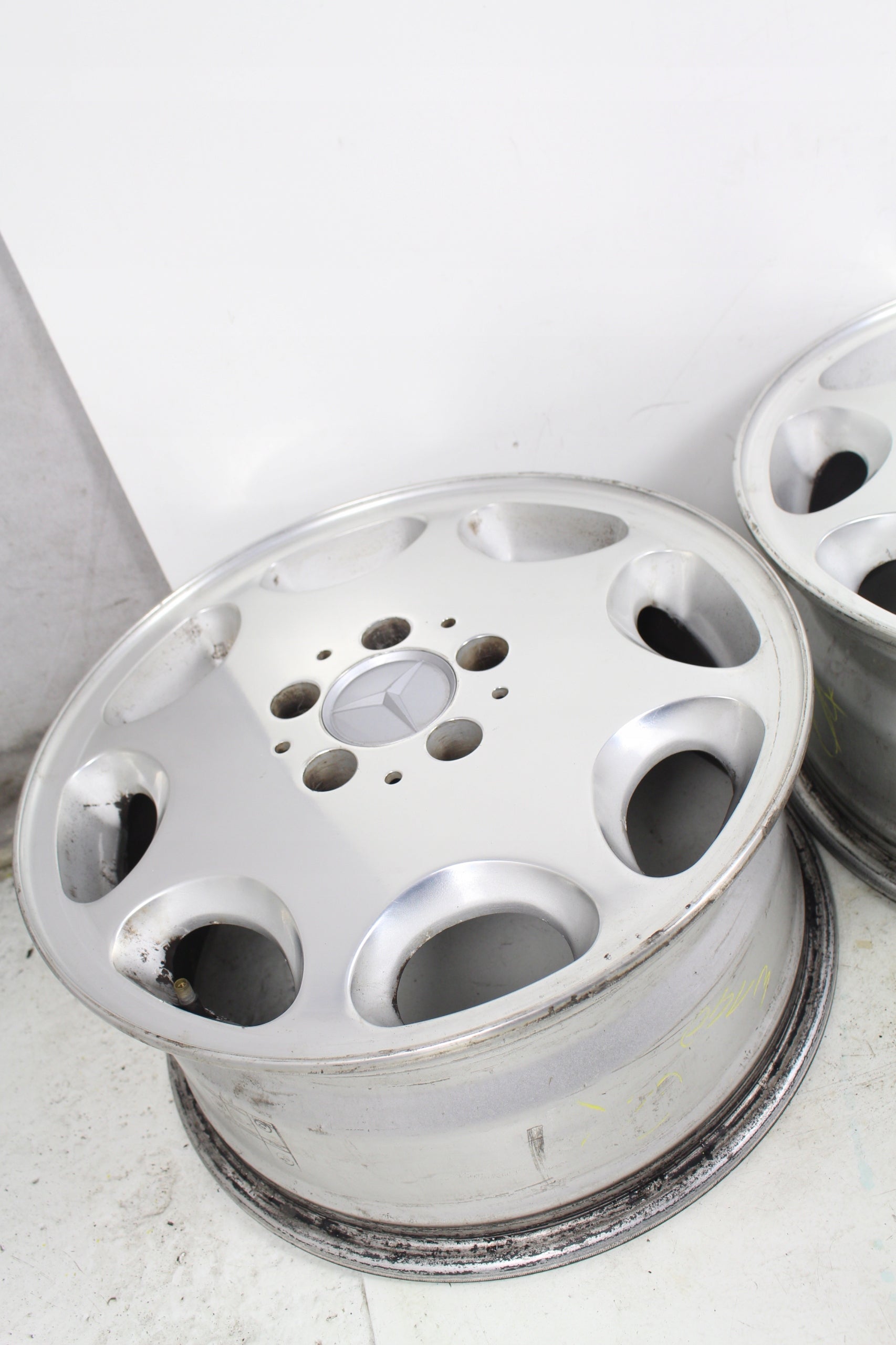 1x Alu Felge Mercedes-Benz W140 Aluminum rim 16 Zoll 7.5J 5x112 45ET