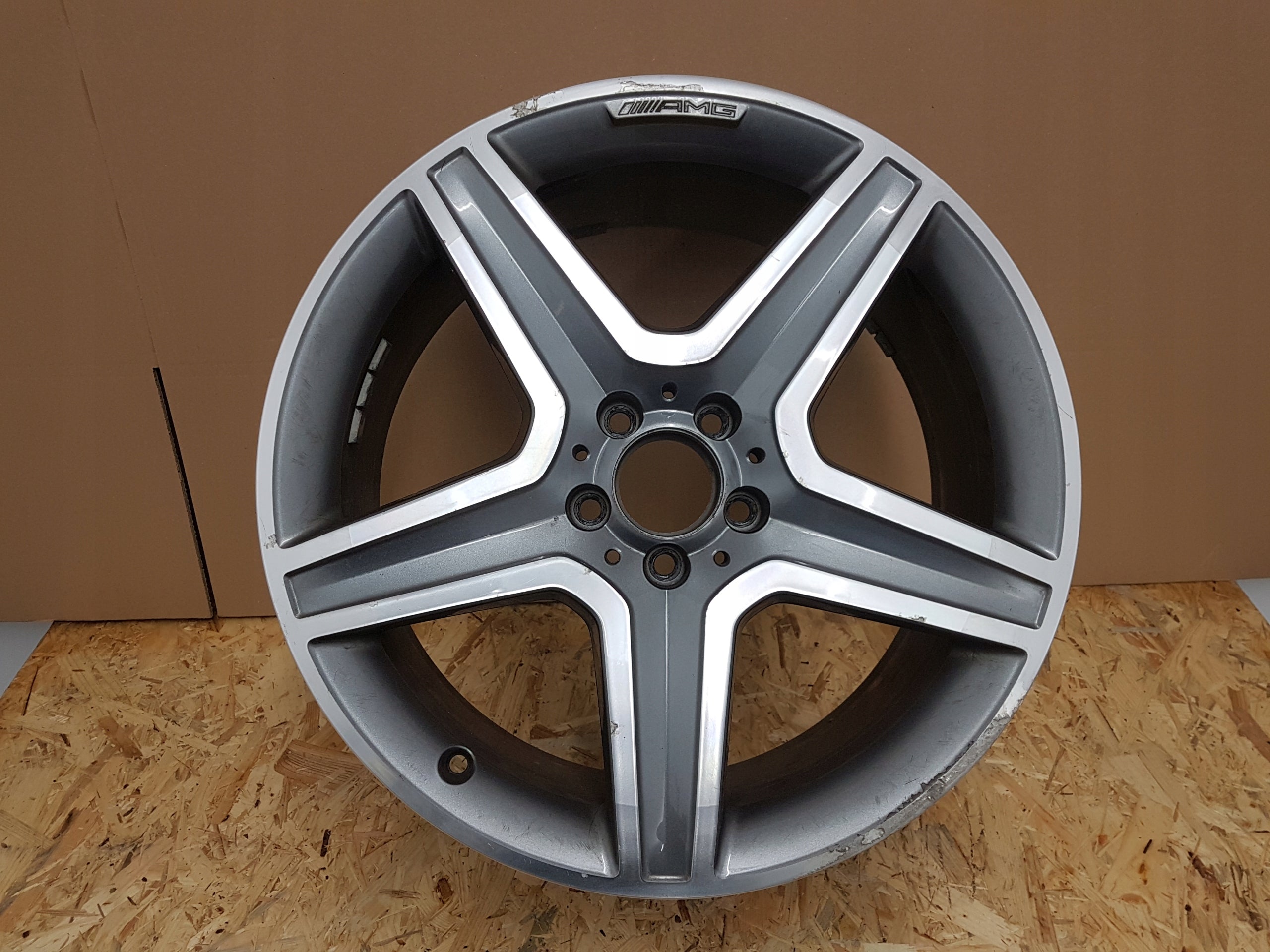 1x Alu Felge Mercedes-Benz W156 Aluminum rim 19 Zoll 8.0J 5x112 43,5ET