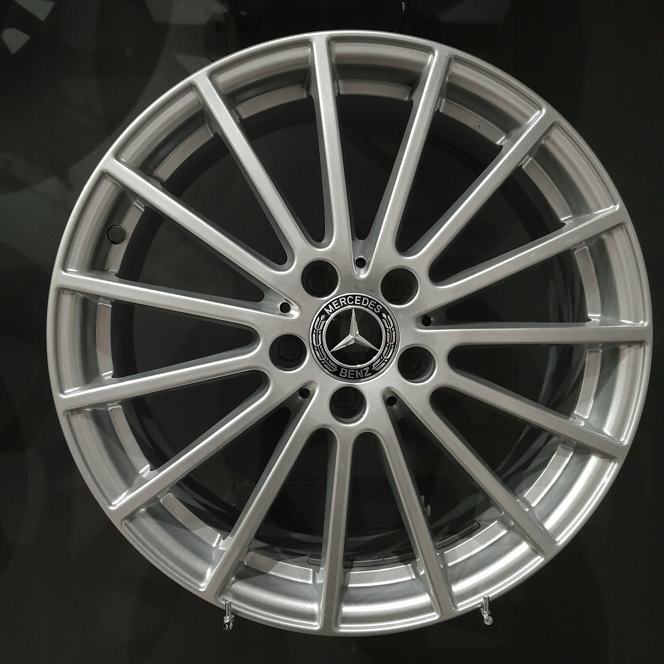 Alu Felge Mercedes-Benz W156 Aluminum rim 18 Zoll 6.5J 5x112 38ET A1564011900