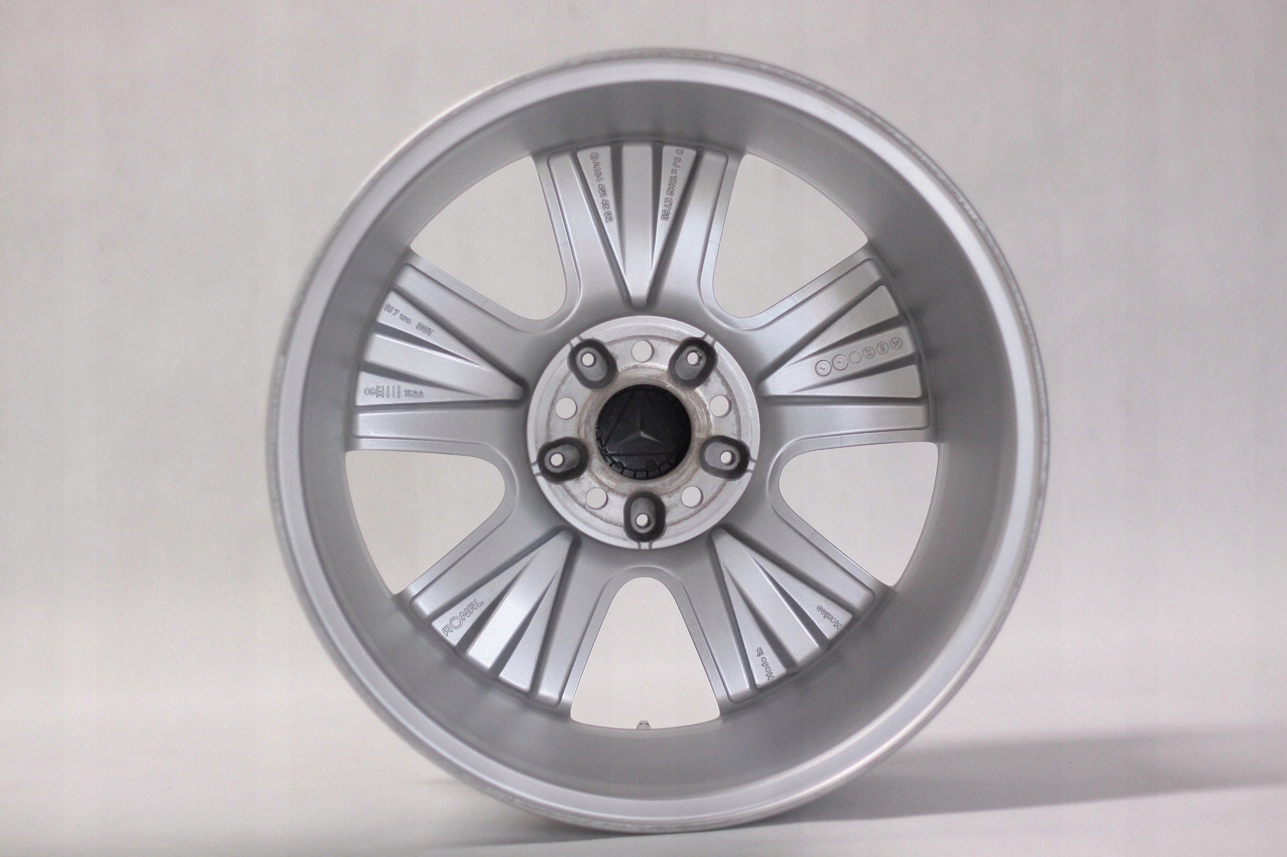 Alu Felge Mercedes-Benz W164 Aluminum rim 18 Zoll 8.0J 5x112 60ET