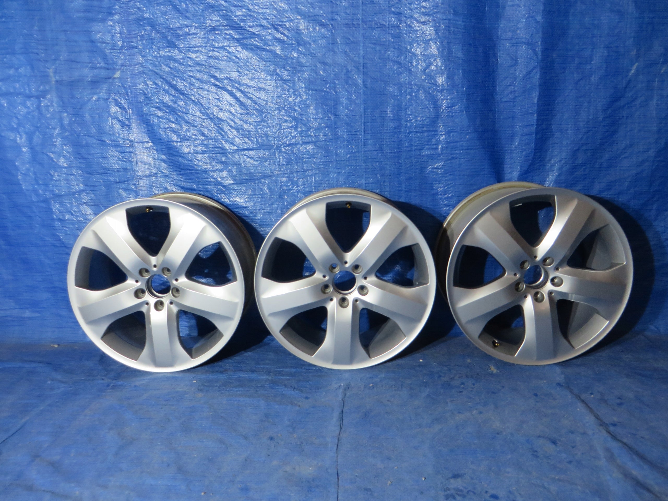 1x Alu Felge Mercedes-Benz W164 Aluminum rim 19 Zoll 8.5J 5x112 56ET