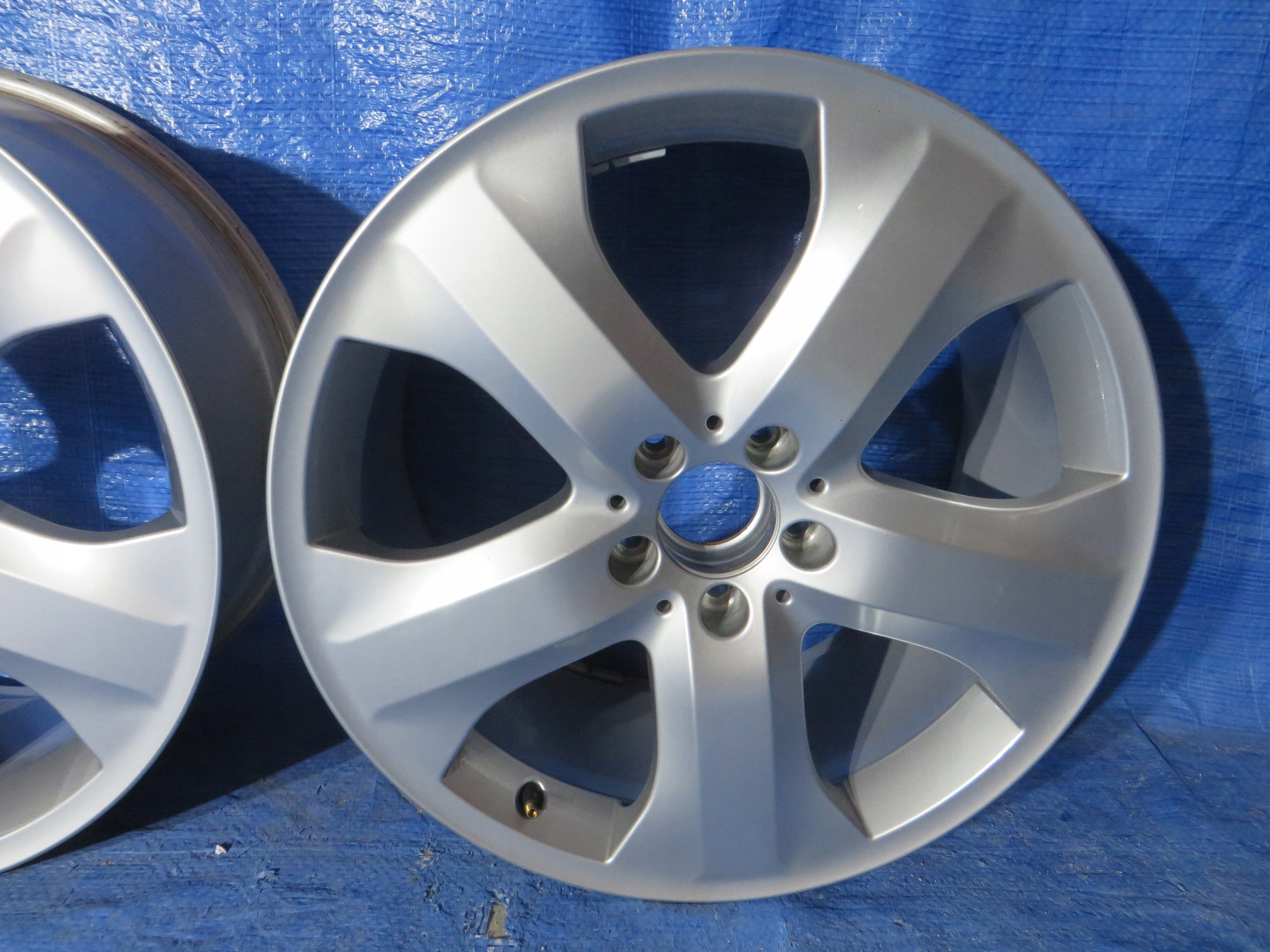 1x Alu Felge Mercedes-Benz W164 Aluminum rim 19 Zoll 8.5J 5x112 56ET