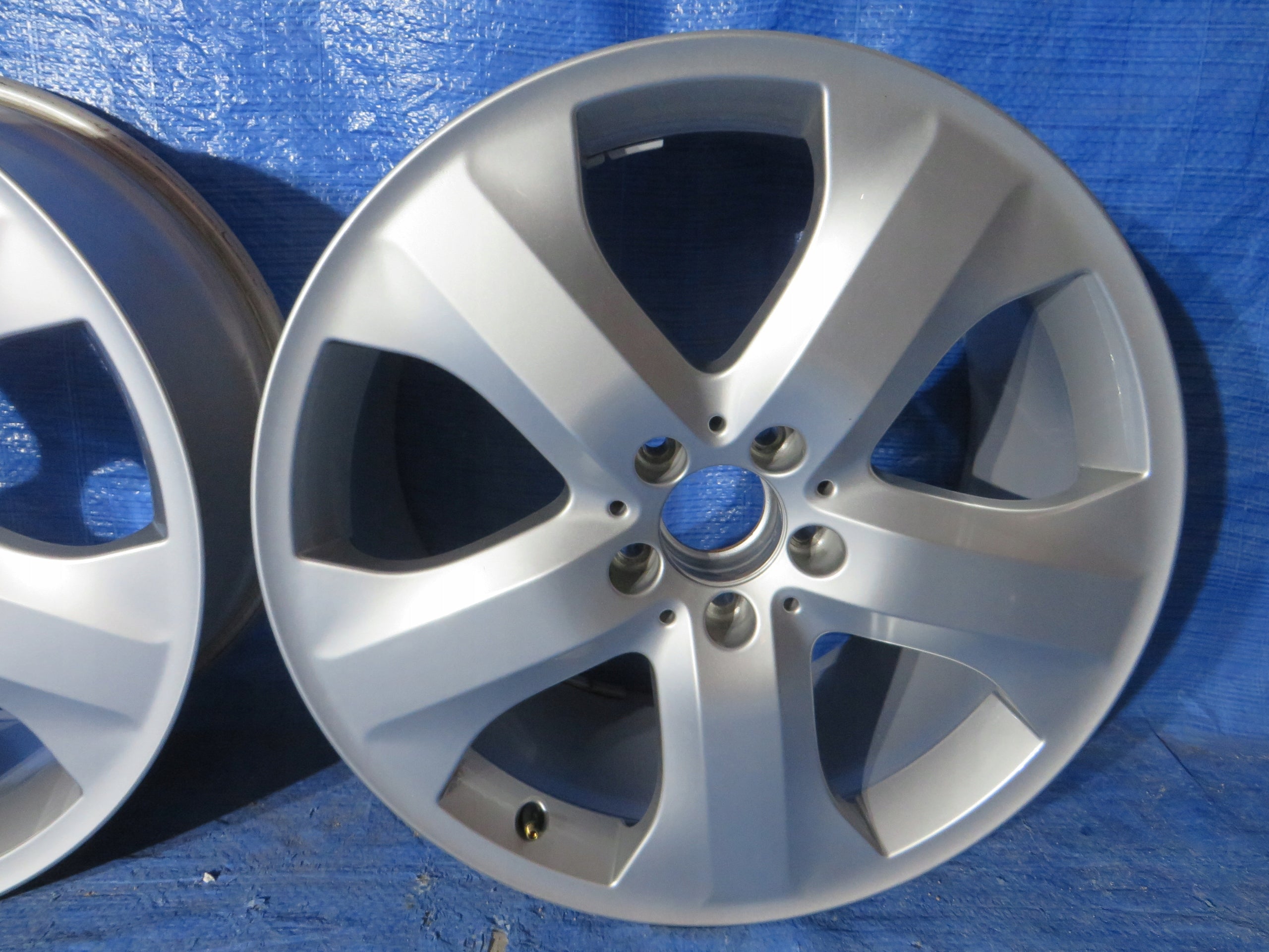 1x Alu Felge Mercedes-Benz W164 Aluminum rim 19 Zoll 8.5J 5x112 56ET