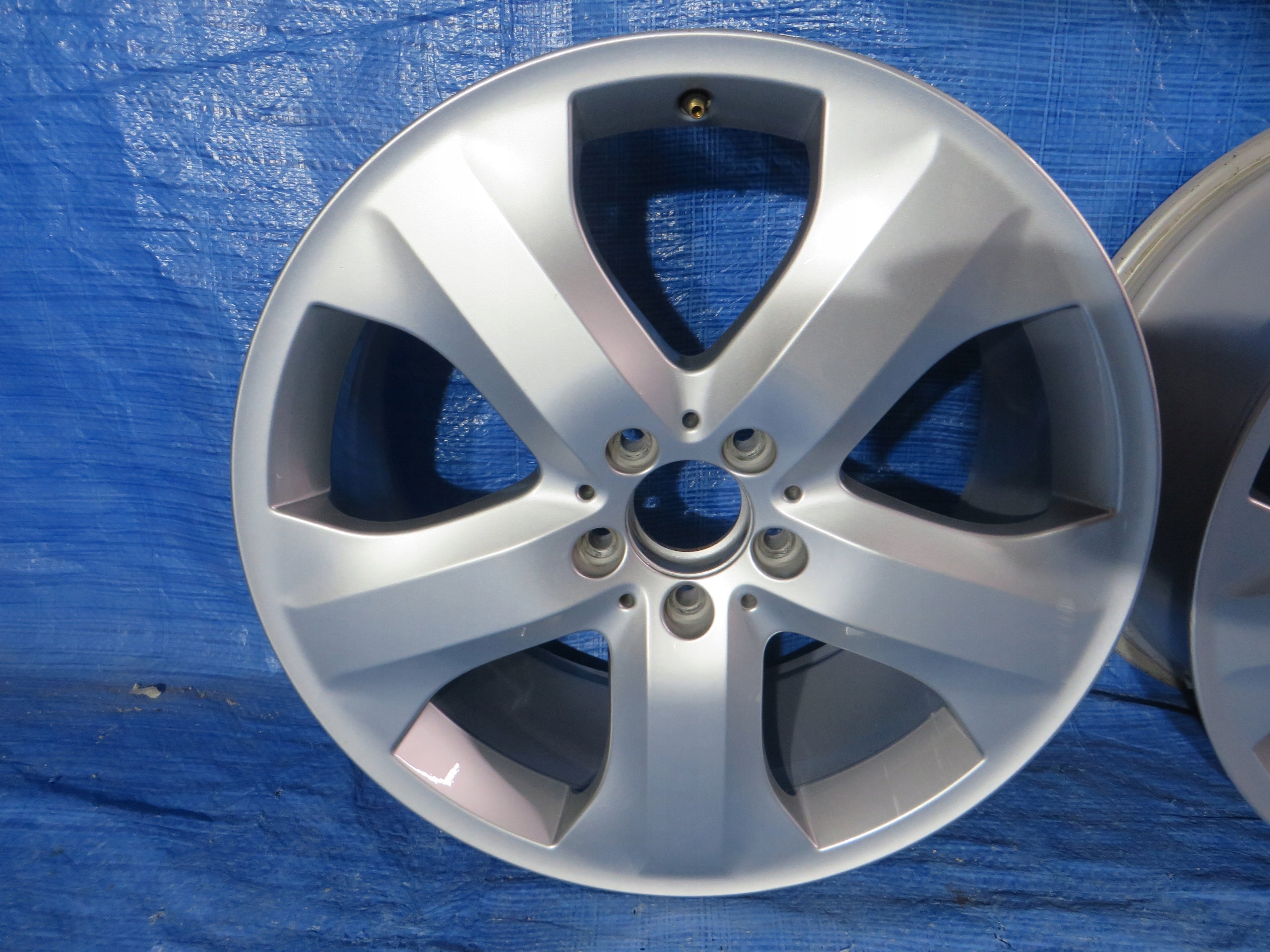 1x Alu Felge Mercedes-Benz W164 Aluminum rim 19 Zoll 8.5J 5x112 56ET