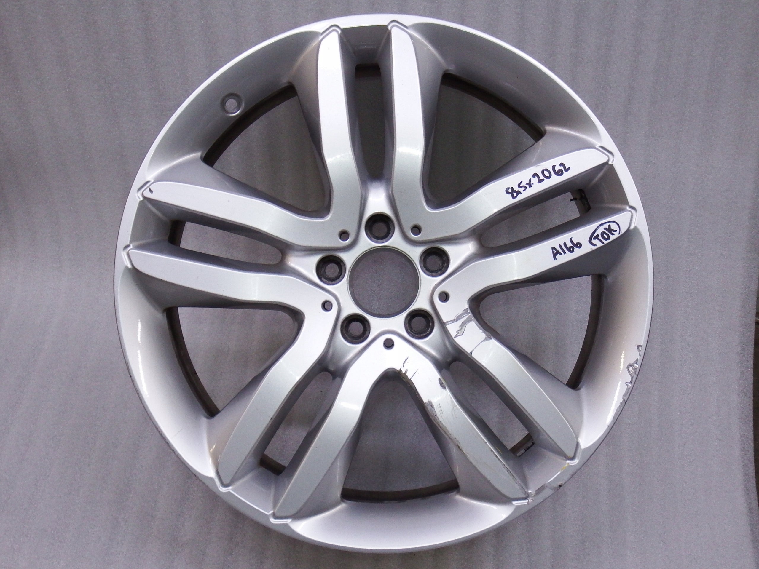 1x aluminum rim Mercedes-Benz W166 Aluminum rim 20 inch 8.5J 5x112 62ET 