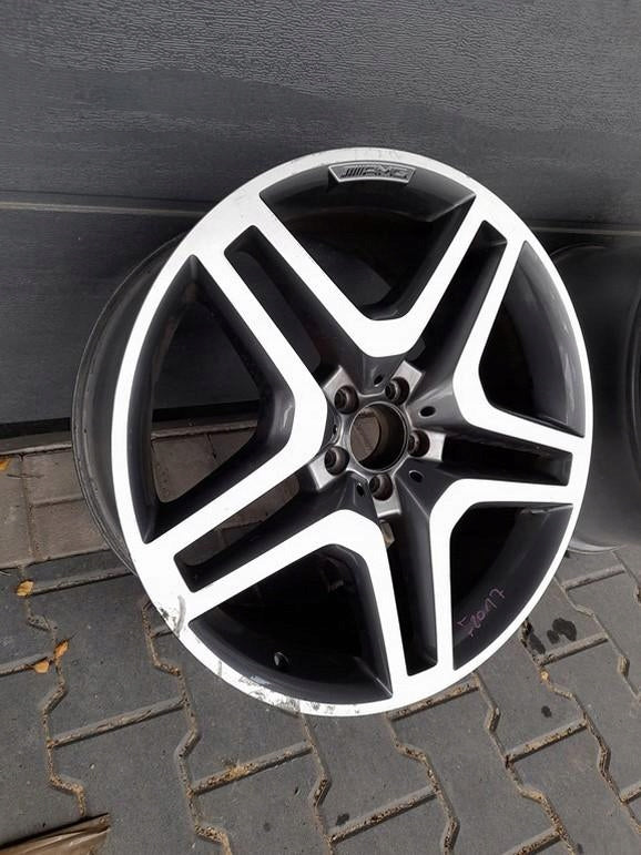 1x Alu Felge Mercedes-Benz W166 Aluminum rim 21 Zoll 10.0J 5x112