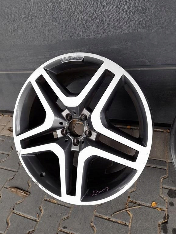 1x Alu Felge Mercedes-Benz W166 Aluminum rim 21 Zoll 10.0J 5x112