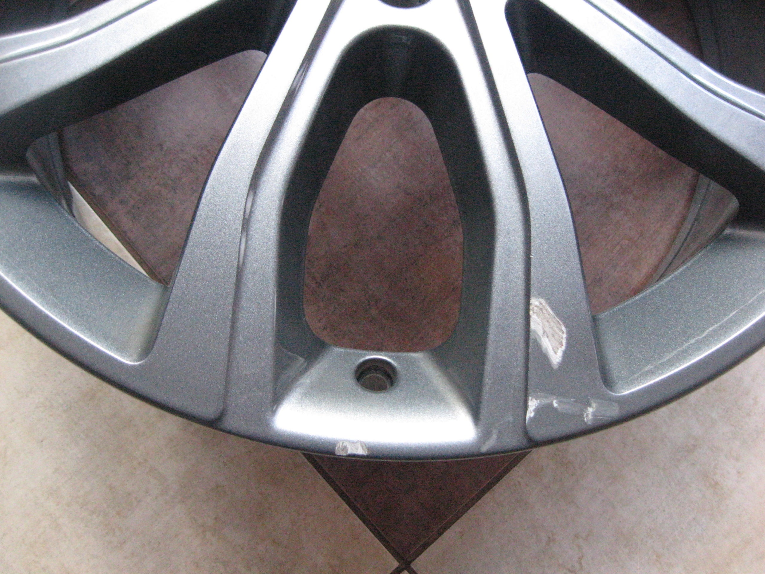 1x Alu Felge Mercedes-Benz W166 Aluminum rim 19 Zoll 8.0J 5x112 56ET