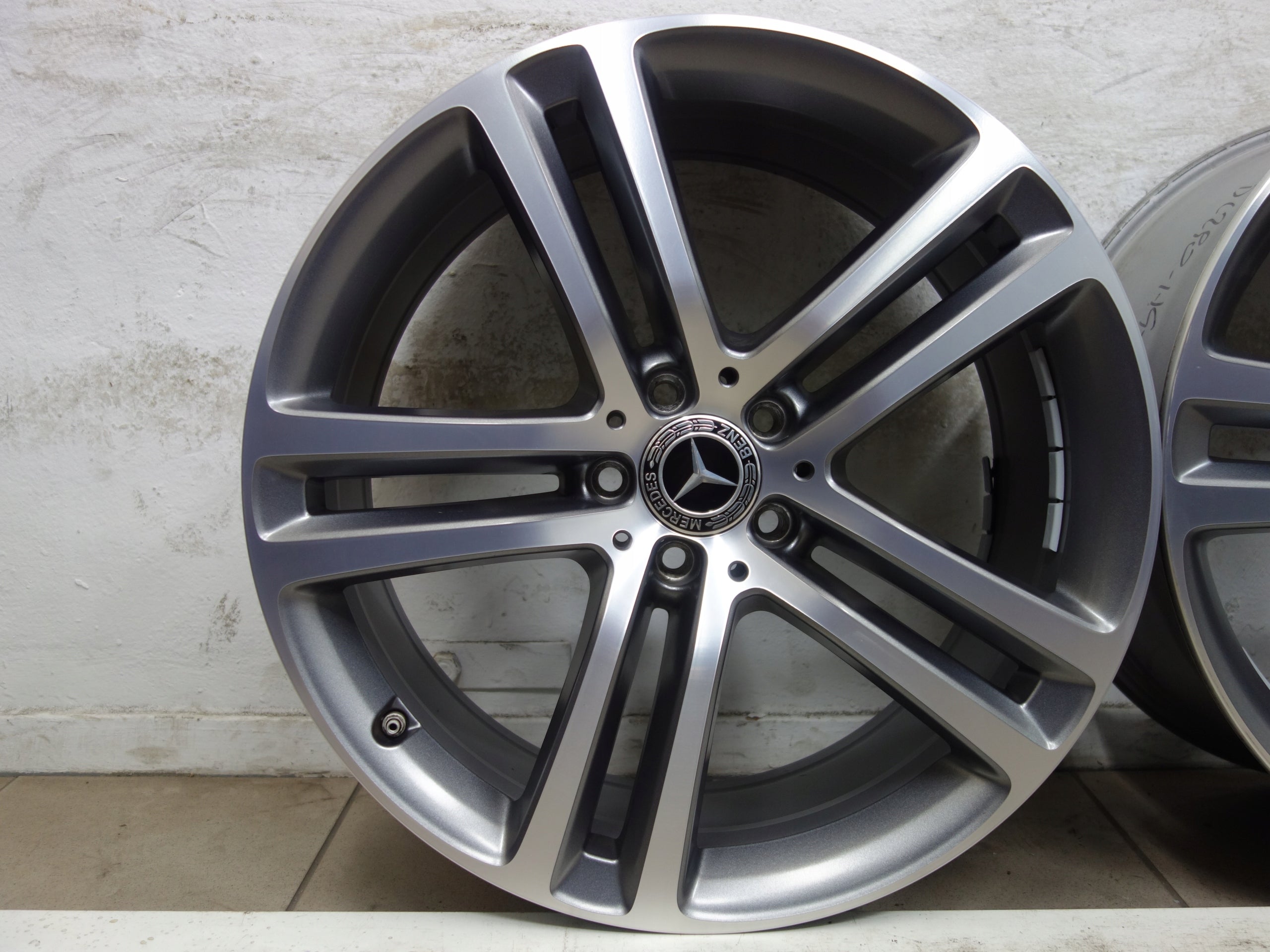 Alu Felge Mercedes-Benz 167 W167 20 Zoll 8.5J 5x112 42ET A1674012400