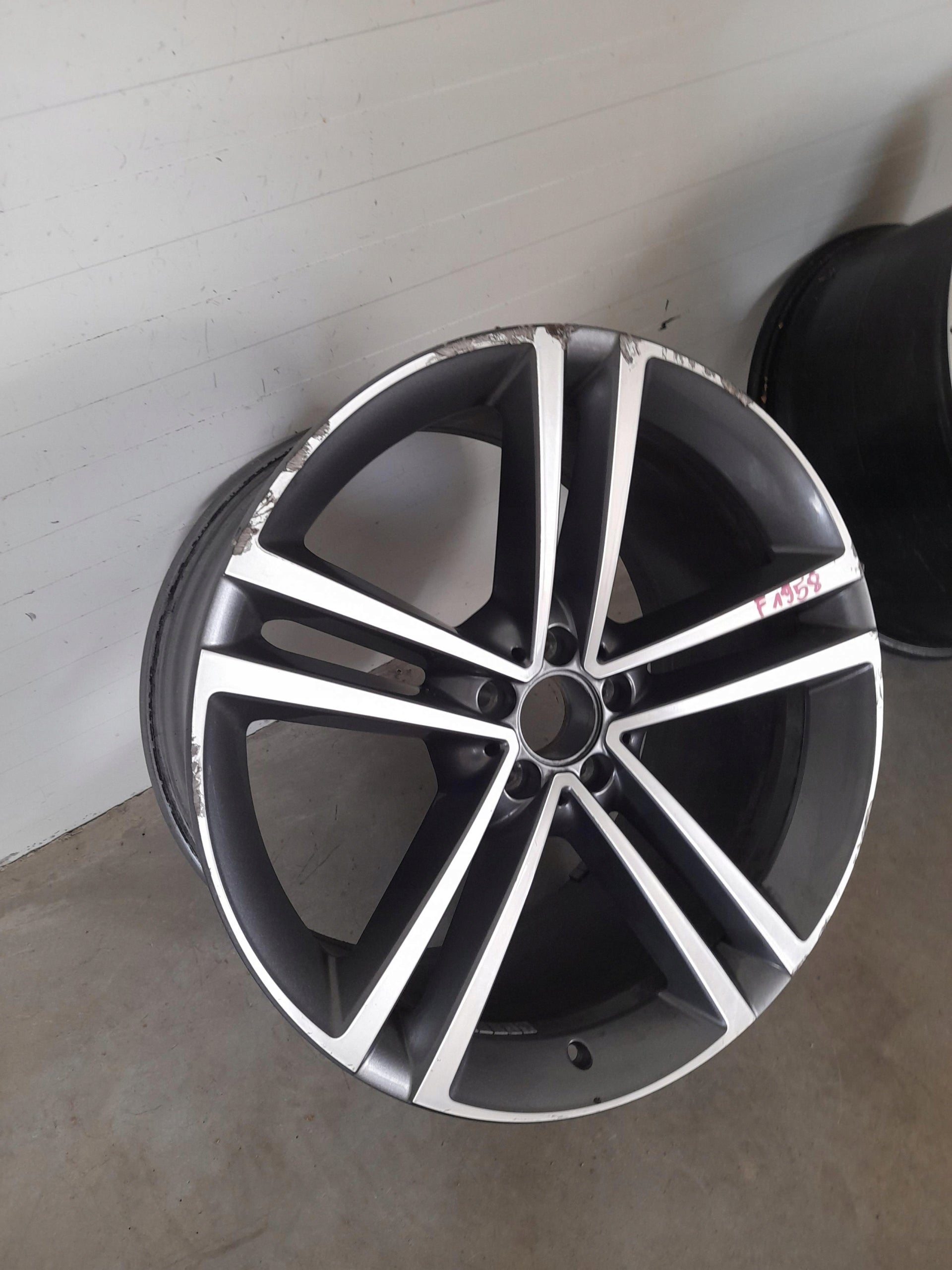 1x Alu Felge Mercedes-Benz 167 W167 Aluminum rim 21 Zoll 11.0J 5x112