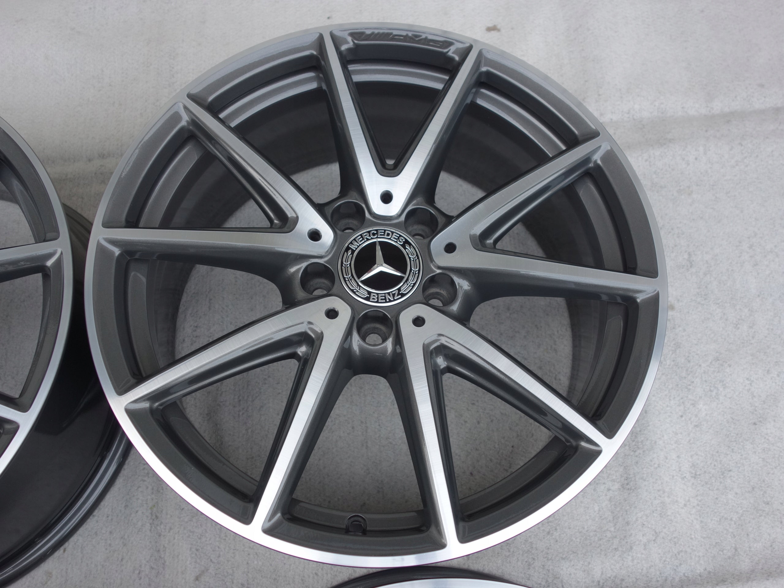 Alu Felge Mercedes-Benz W176 Aluminum rim 18 Zoll 8.0J 5x112 48ET