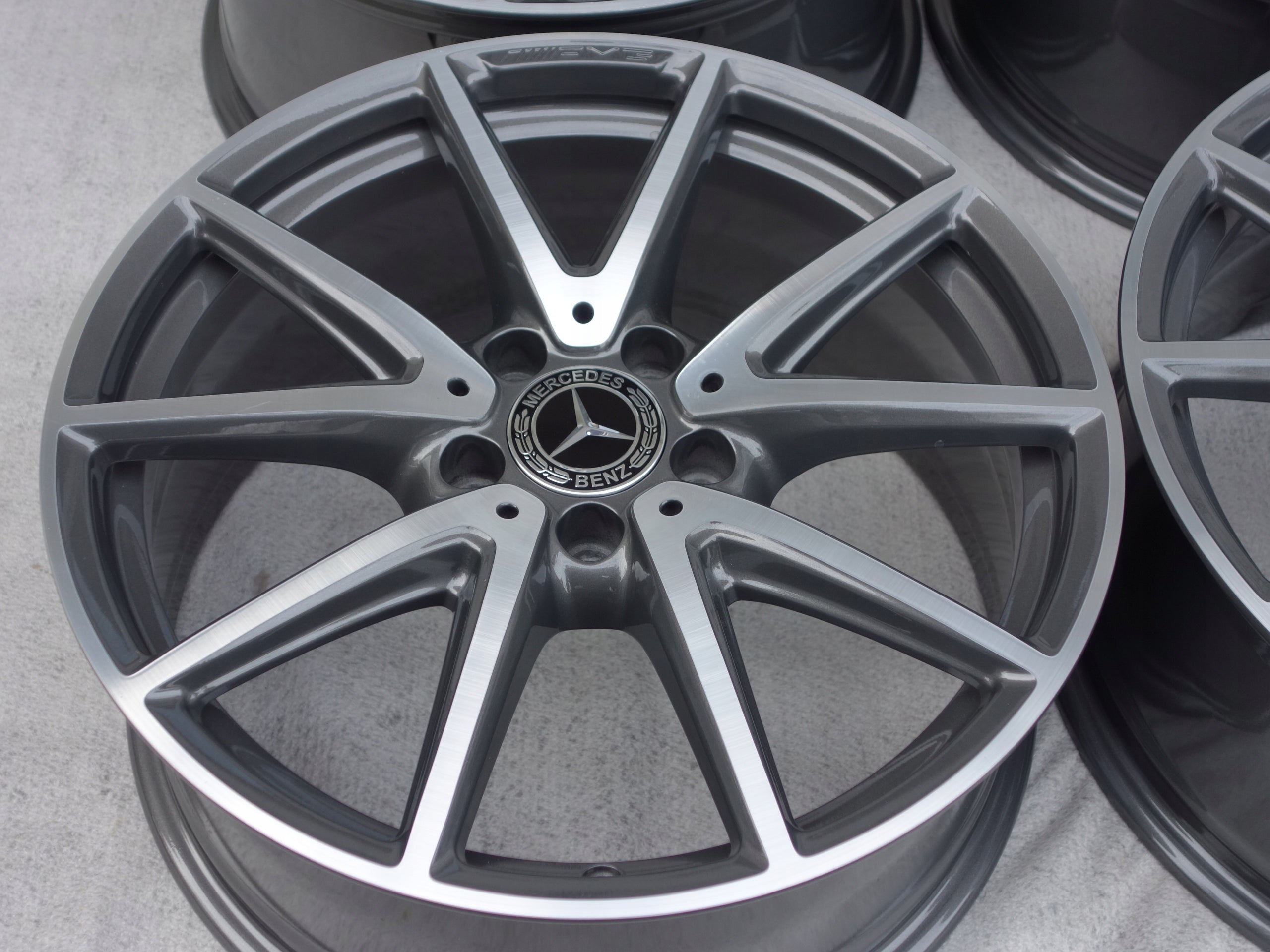 Alu Felge Mercedes-Benz W176 Aluminum rim 18 Zoll 8.0J 5x112 48ET