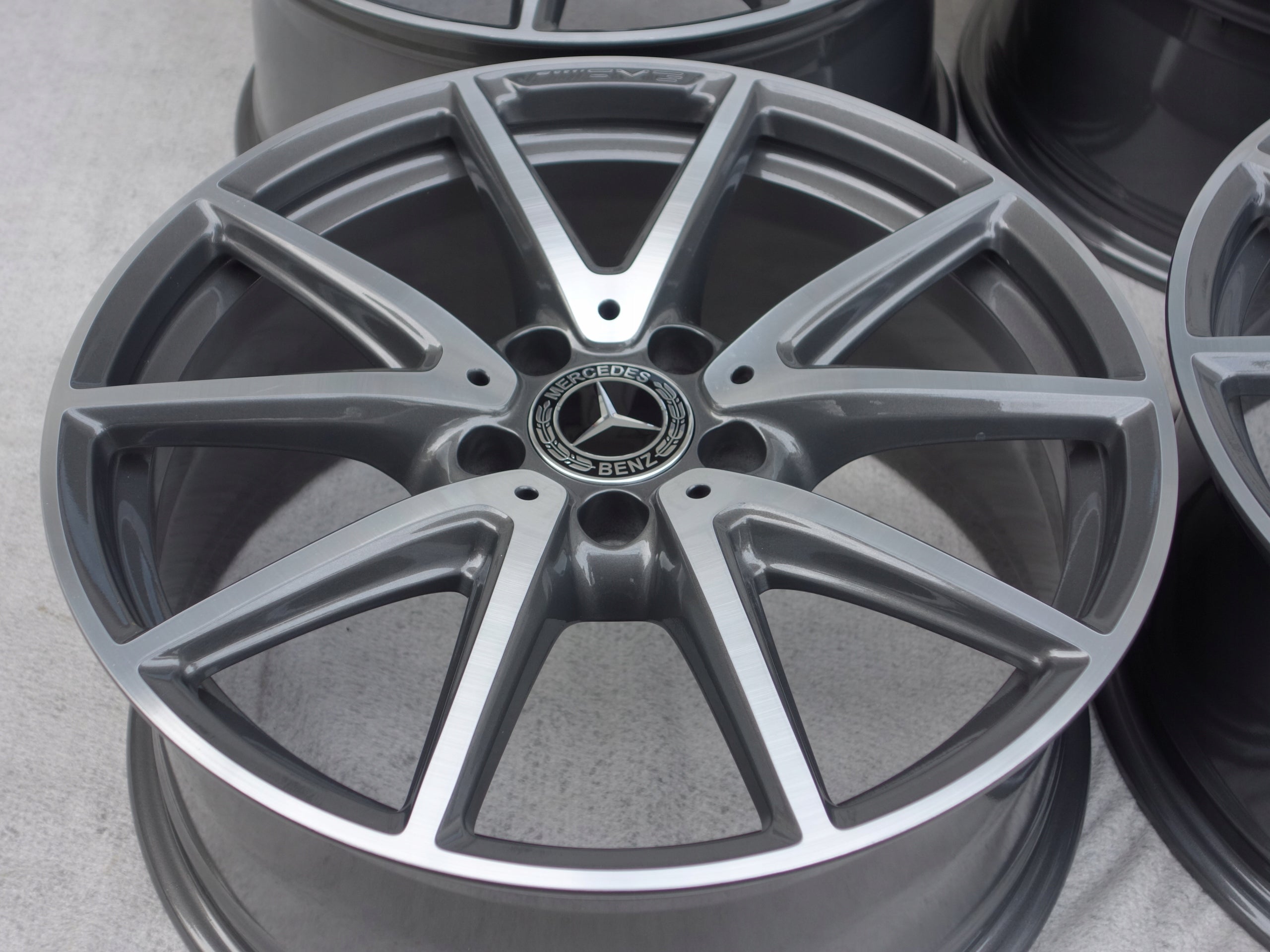 Alu Felge Mercedes-Benz W176 Aluminum rim 18 Zoll 8.0J 5x112 48ET