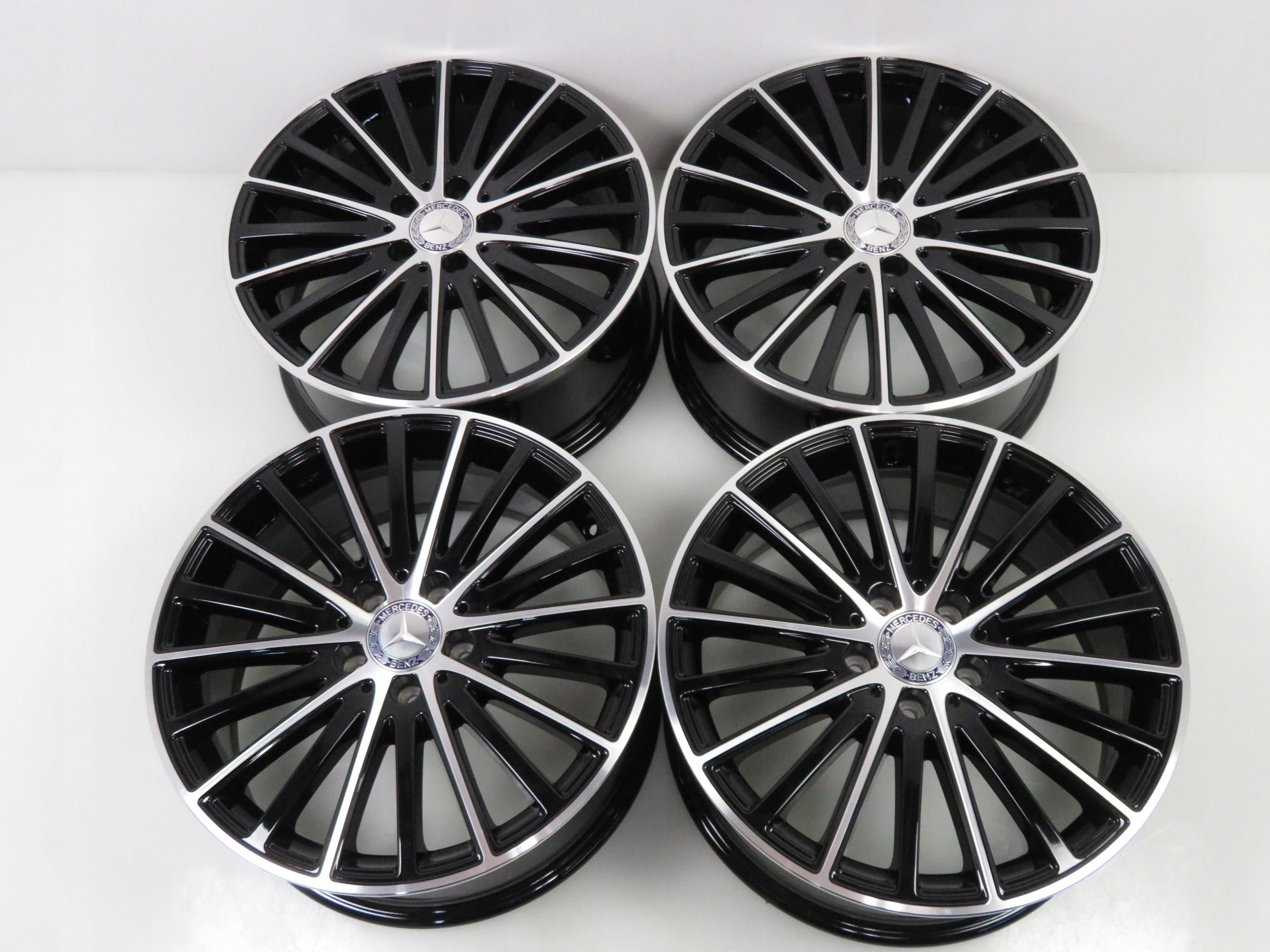 Alu Felge Mercedes-Benz W117 Aluminum rim 18 Zoll 7.5J 5x112 44ET