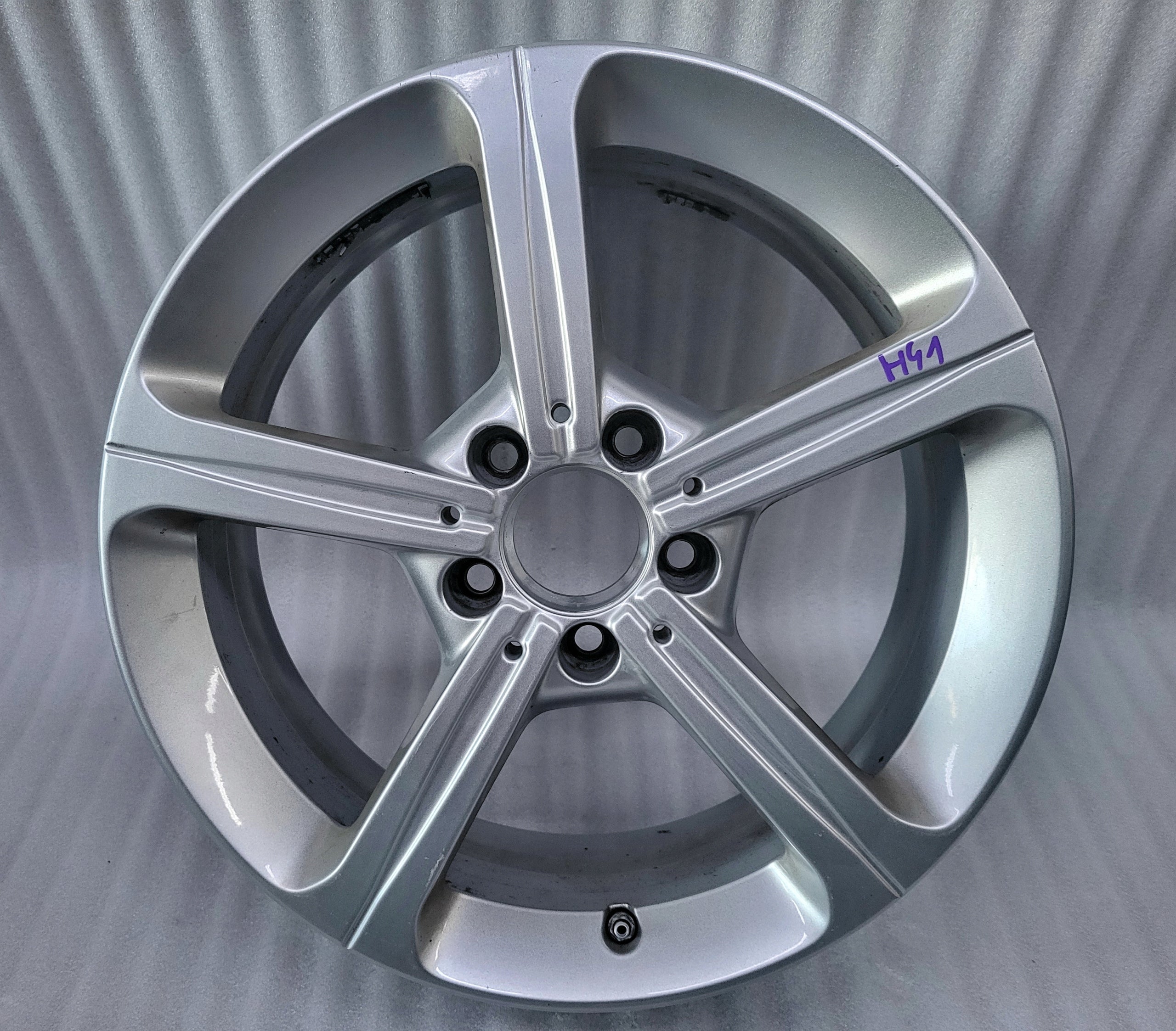 1x Alu Felge Mercedes-Benz W177 Aluminum rim 17 Zoll 6.5J 5x112 44ET A1774011200