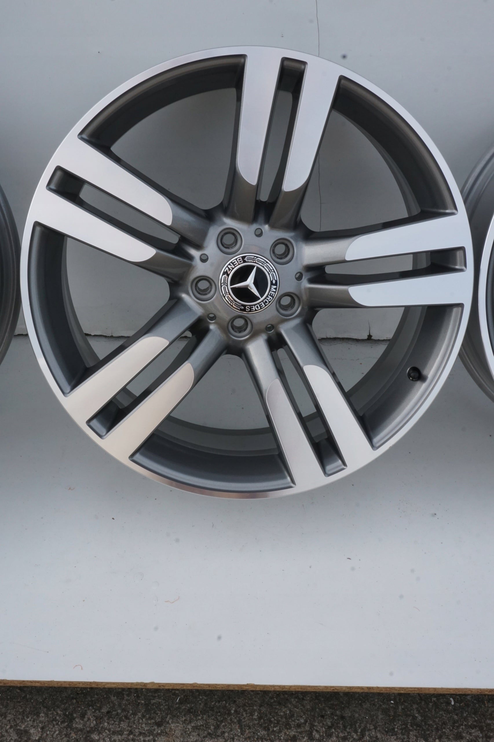 Alu Felge Mercedes-Benz W204 Aluminum rim 20 Zoll 8.0J 5x112 A2044011304