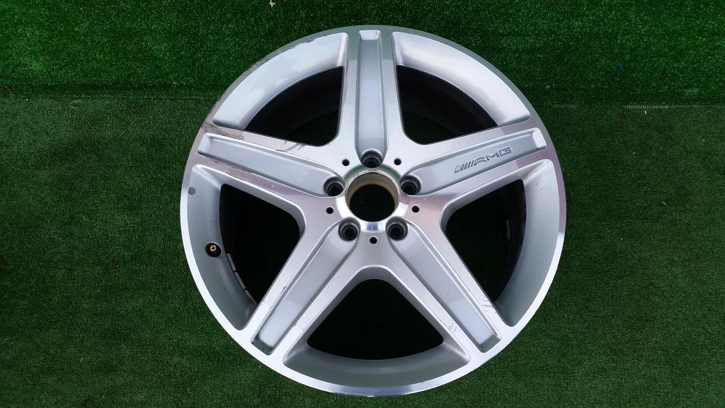 1x aluminum rim Mercedes-Benz W204 Aluminum rim 19 inch 8.5J 5x112 52ET 