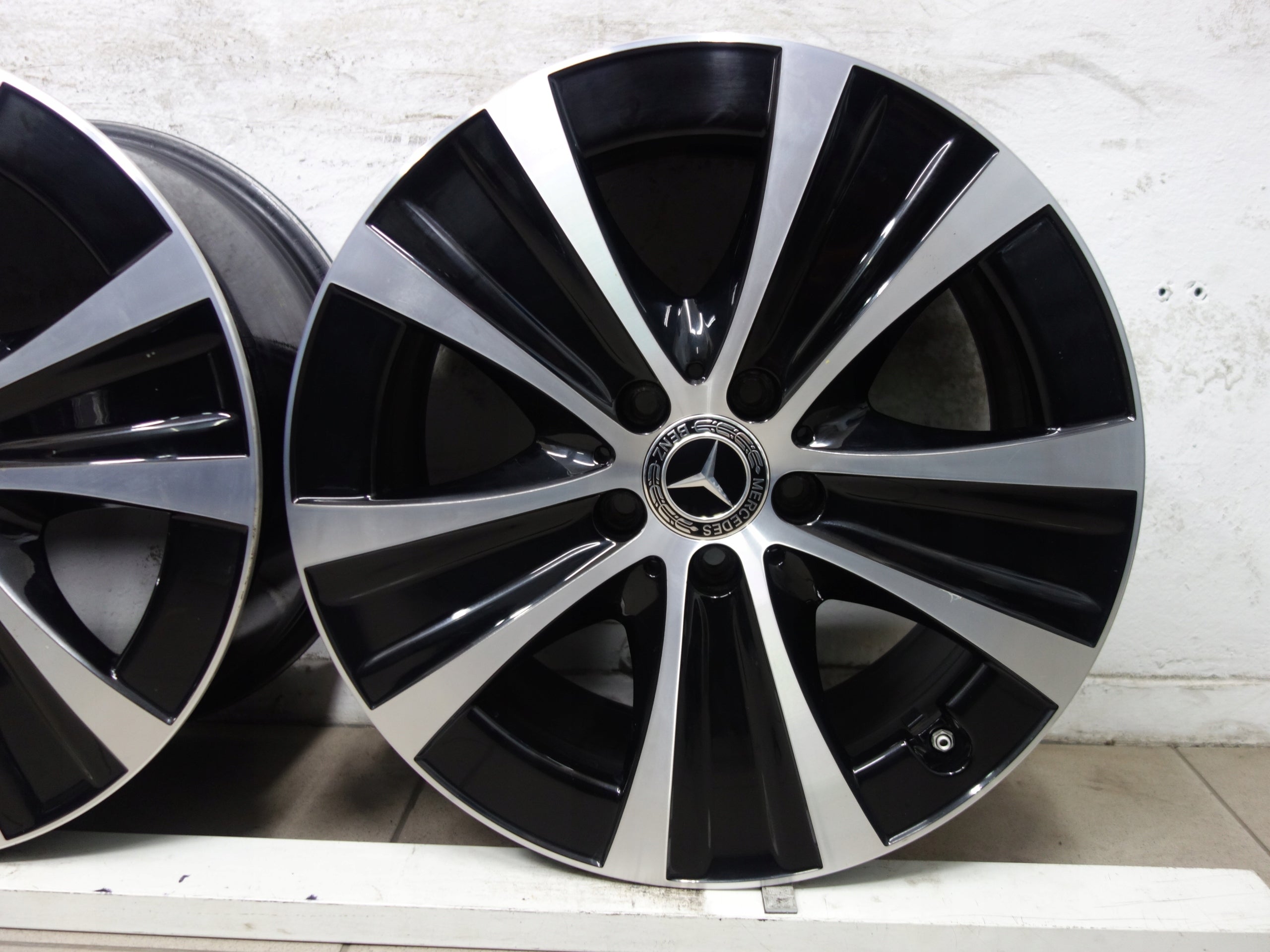 Alu Felge Mercedes-Benz 205 W213 W205 18 Zoll 9.0J 5x112 52,5ET A2134015300