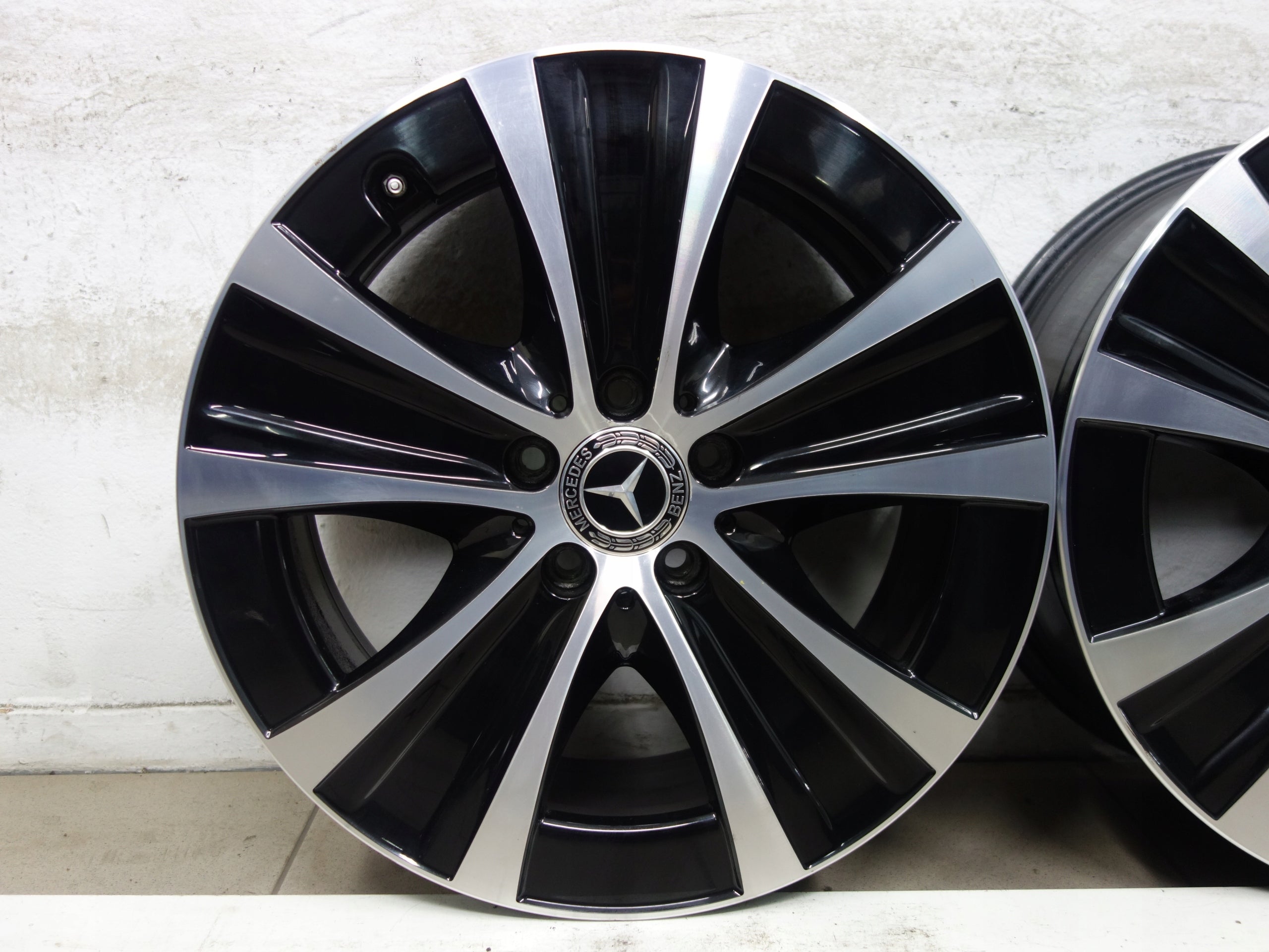 Alu Felge Mercedes-Benz 205 W213 W205 18 Zoll 9.0J 5x112 52,5ET A2134015300