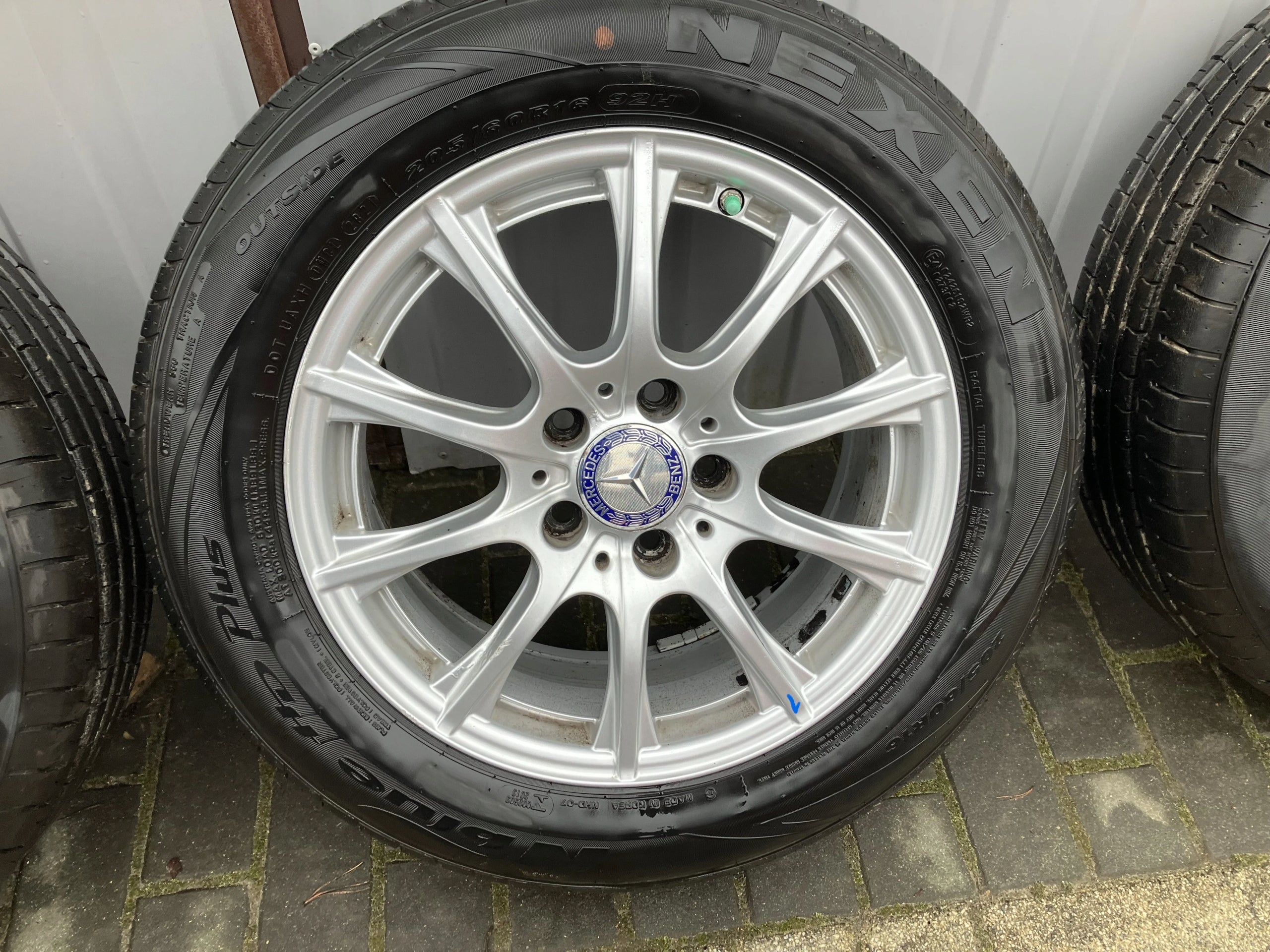 1x Alu Felge Mercedes-Benz 205 W205 Aluminum rim 16 Zoll 6.5J 5x112