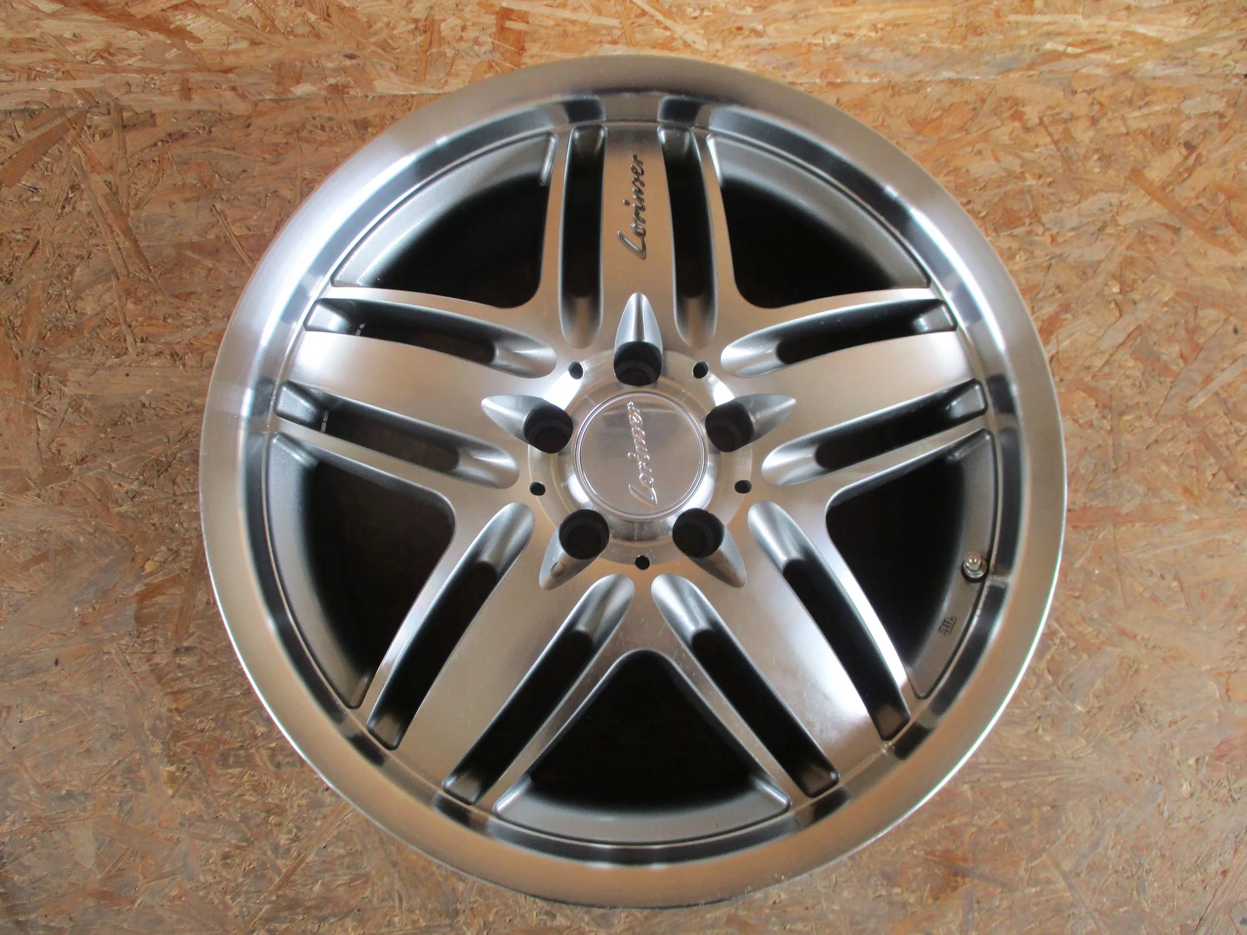 1x Alu Felge Mercedes-Benz 205 W205 Aluminum rim 18 Zoll 9.0J 5x112 -52ET