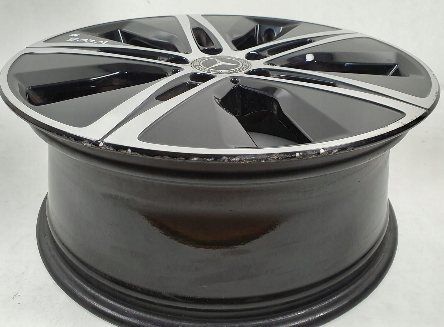 1x Alu Felge Mercedes-Benz 205 W205 Aluminum rim 18 Zoll 7.5J 5x112 44ET