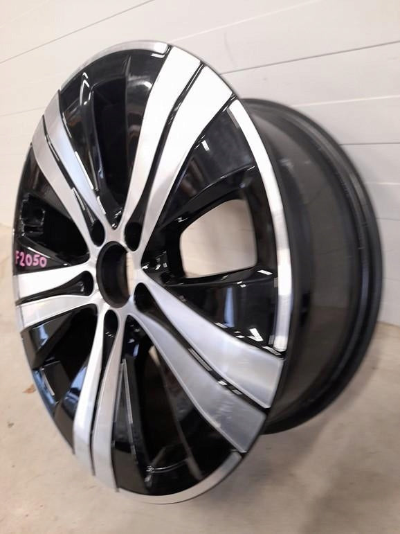 1x Alu Felge Mercedes-Benz W206 Aluminum rim 17 Zoll 7.0J 5x112