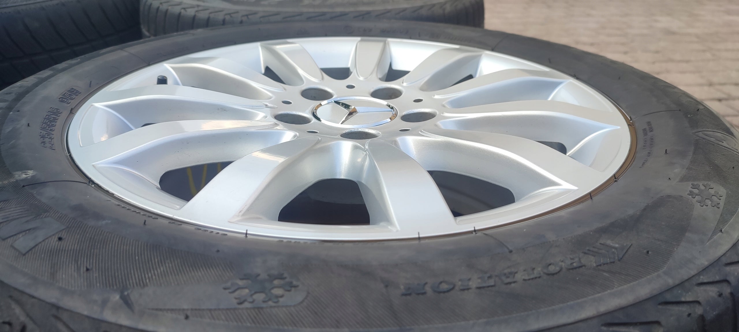 Alu Felge Mercedes-Benz W211 Aluminum rim 16 Zoll 7.5J 5x112 42ET A2114015702