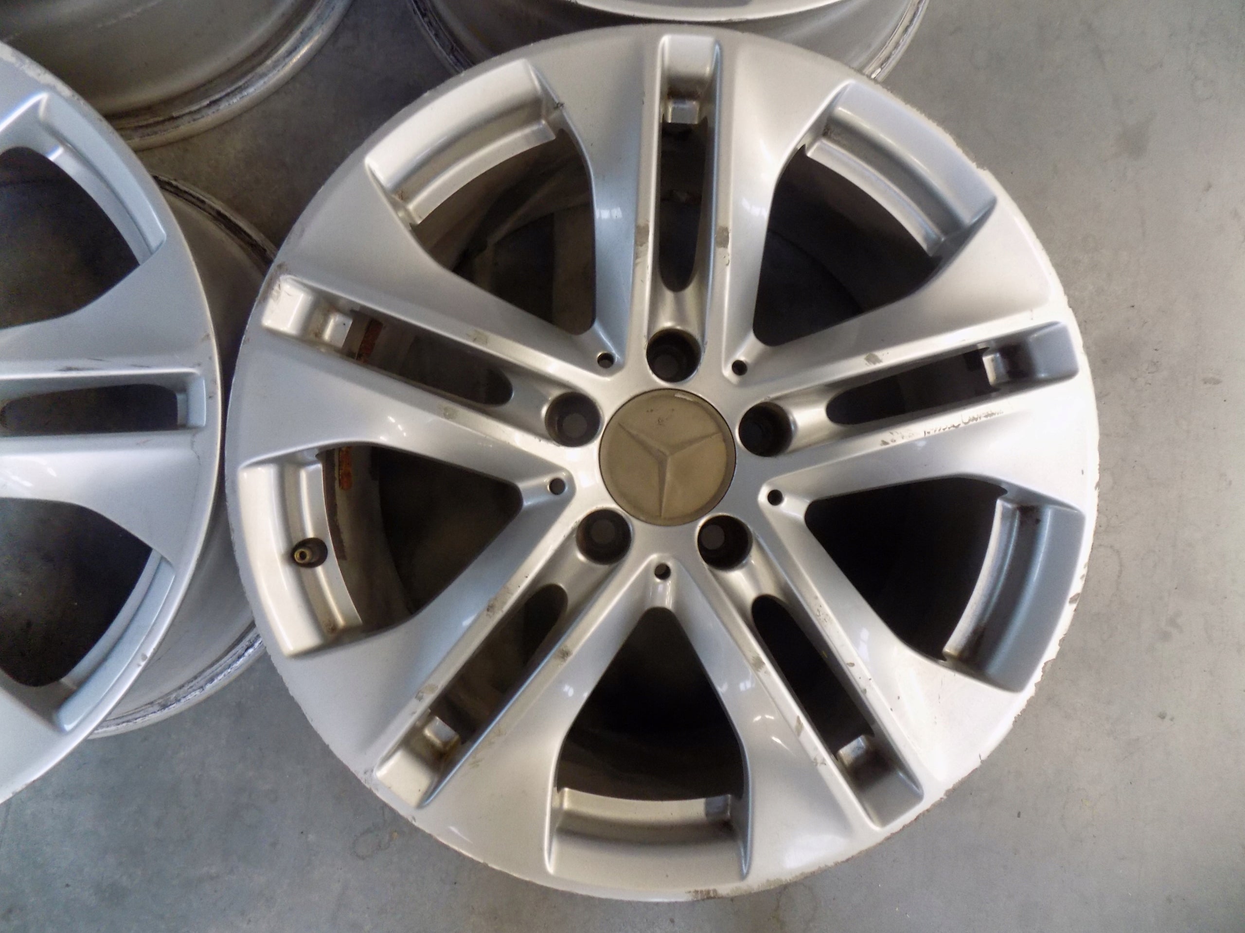 Alu Felge Mercedes-Benz W212 W213 Aluminum rim 17 Zoll 8.0J 5x112 48ET