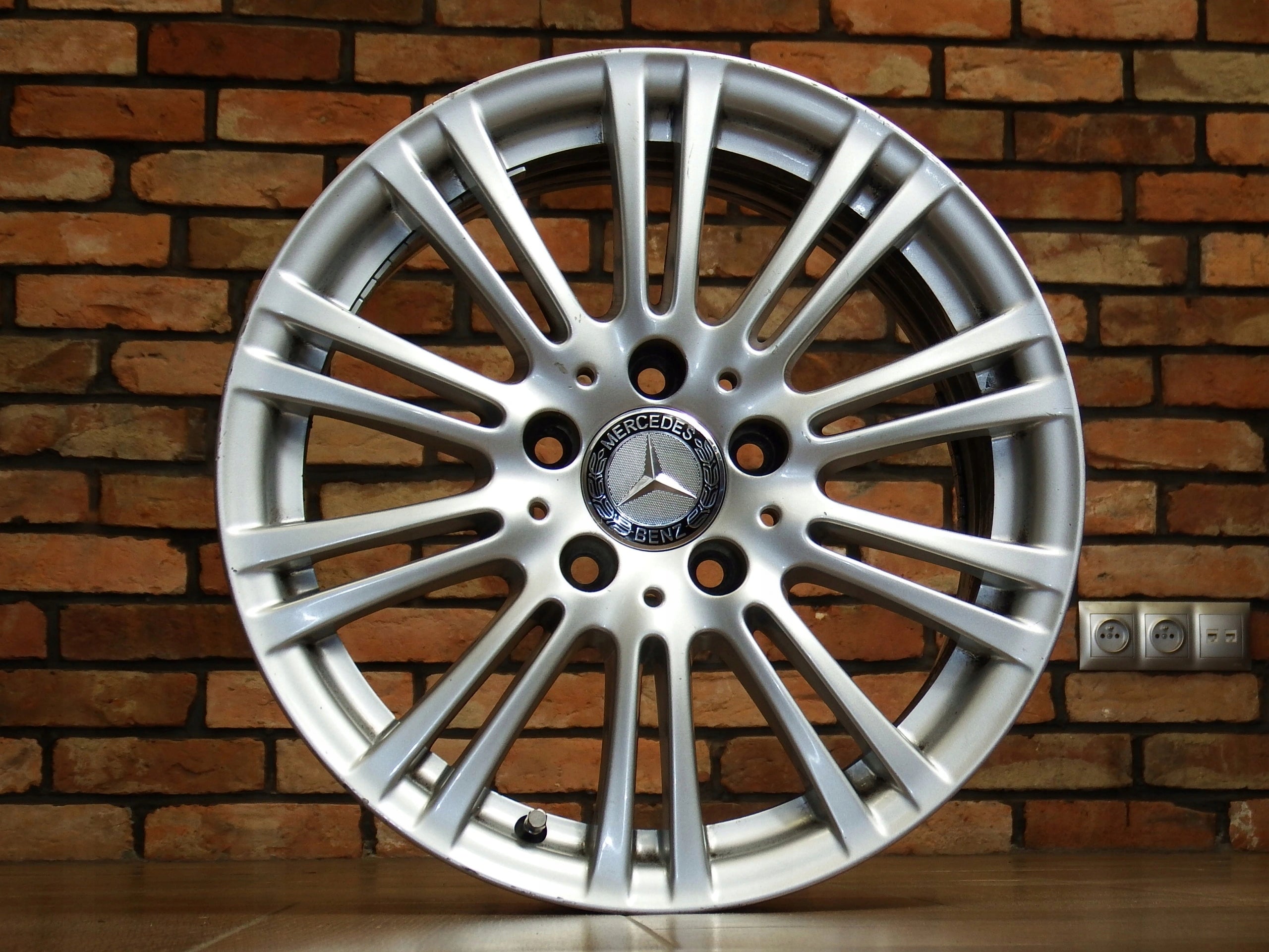 Alu Felge Mercedes-Benz W212 Aluminum rim 16 Zoll 7.5J 5x112 45ET