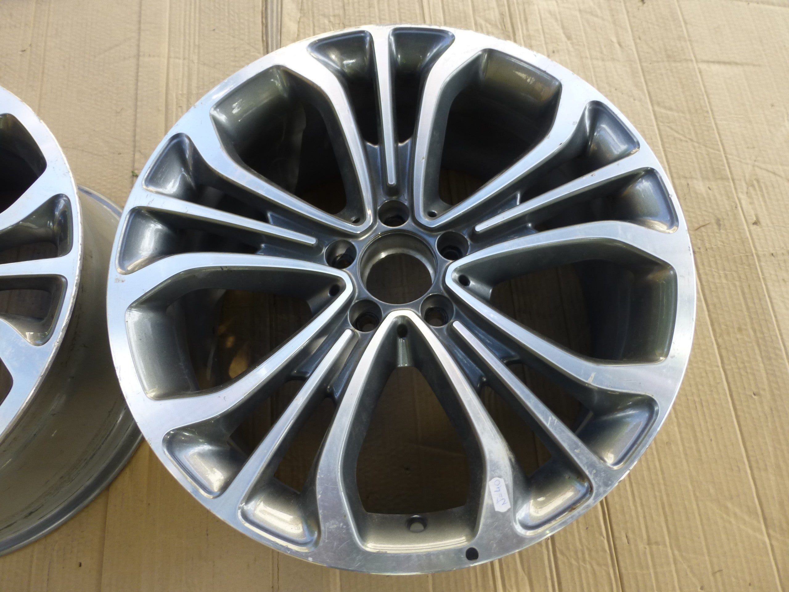 1x Alu Felge Mercedes-Benz W217 Aluminum rim 19 Zoll 8.5J 5x112