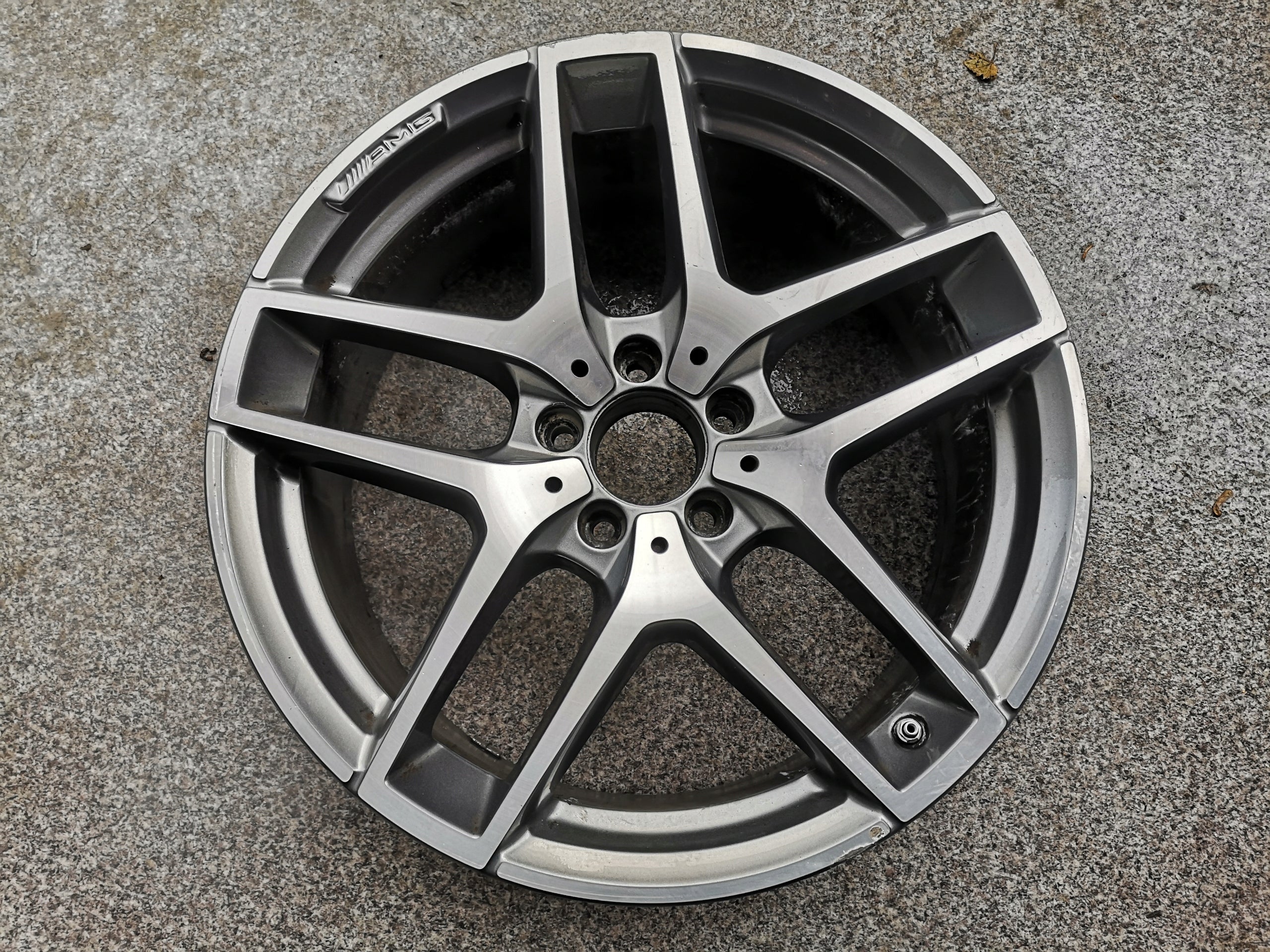 1x Alu Felge Mercedes-Benz W463 Aluminum rim 19 Zoll 8.0J 5x112 38ET