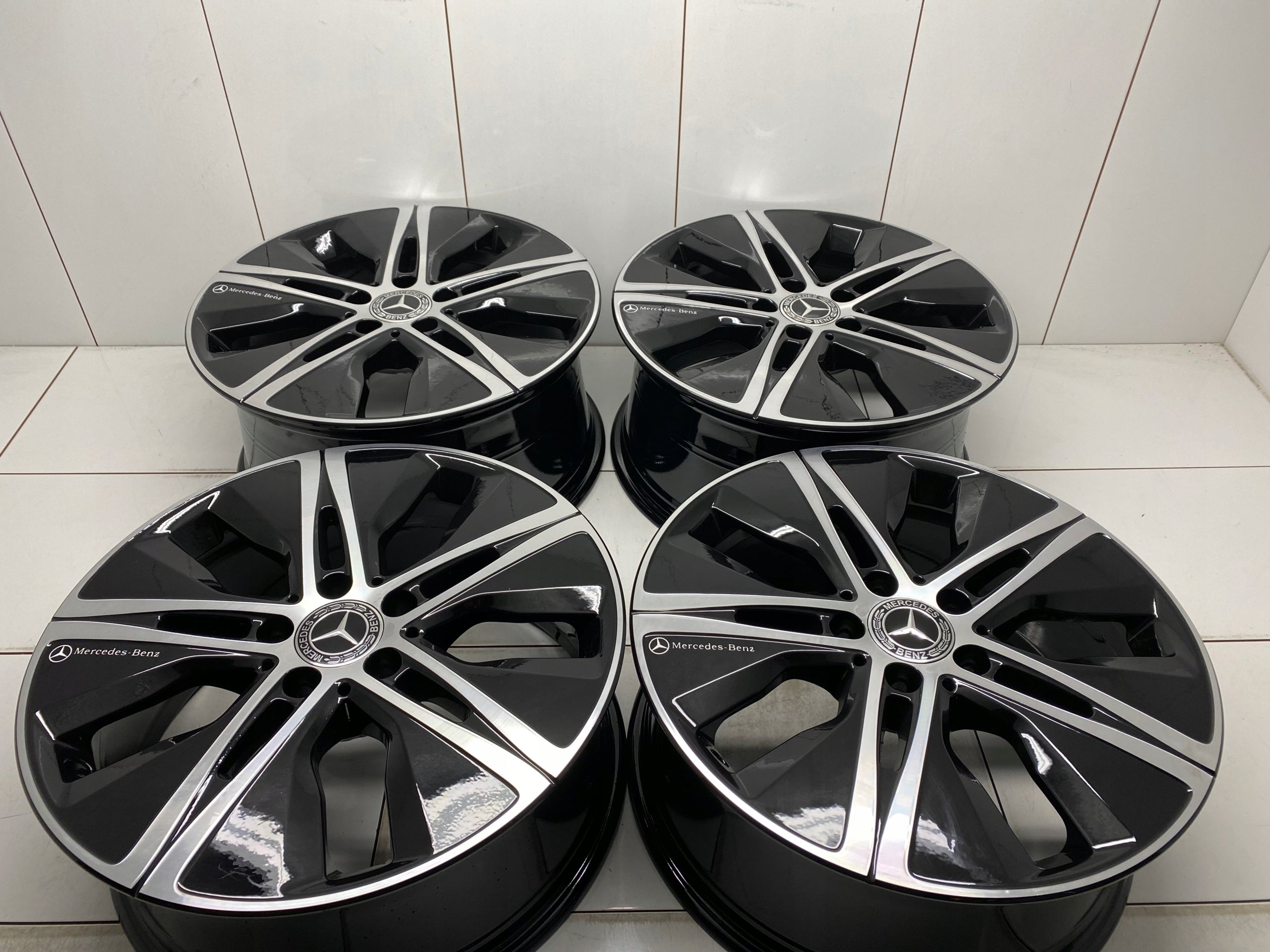 Alu Felge Mercedes-Benz 205 Aluminum rim 18 Zoll 8.5J 5x112 44ET