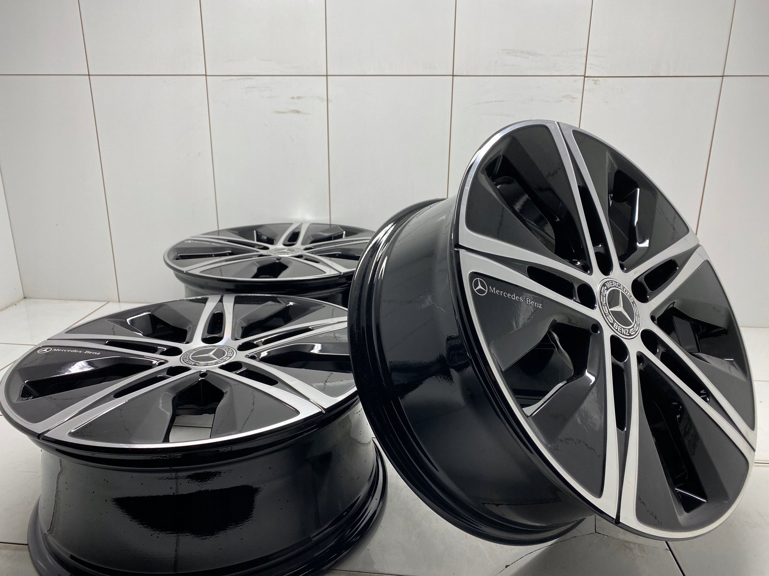 Alu Felge Mercedes-Benz 205 Aluminum rim 18 Zoll 8.5J 5x112 44ET