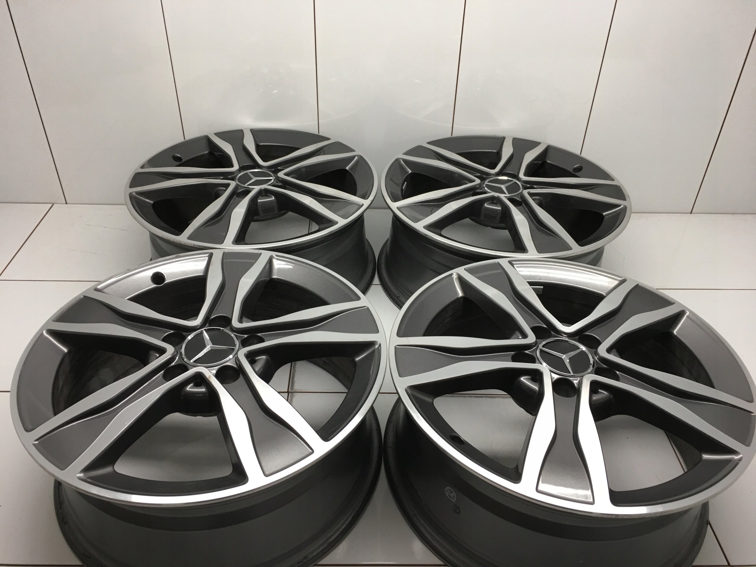 Alu Felge Mercedes-Benz 205 Aluminum rim 17 Zoll 7.0J 5x112