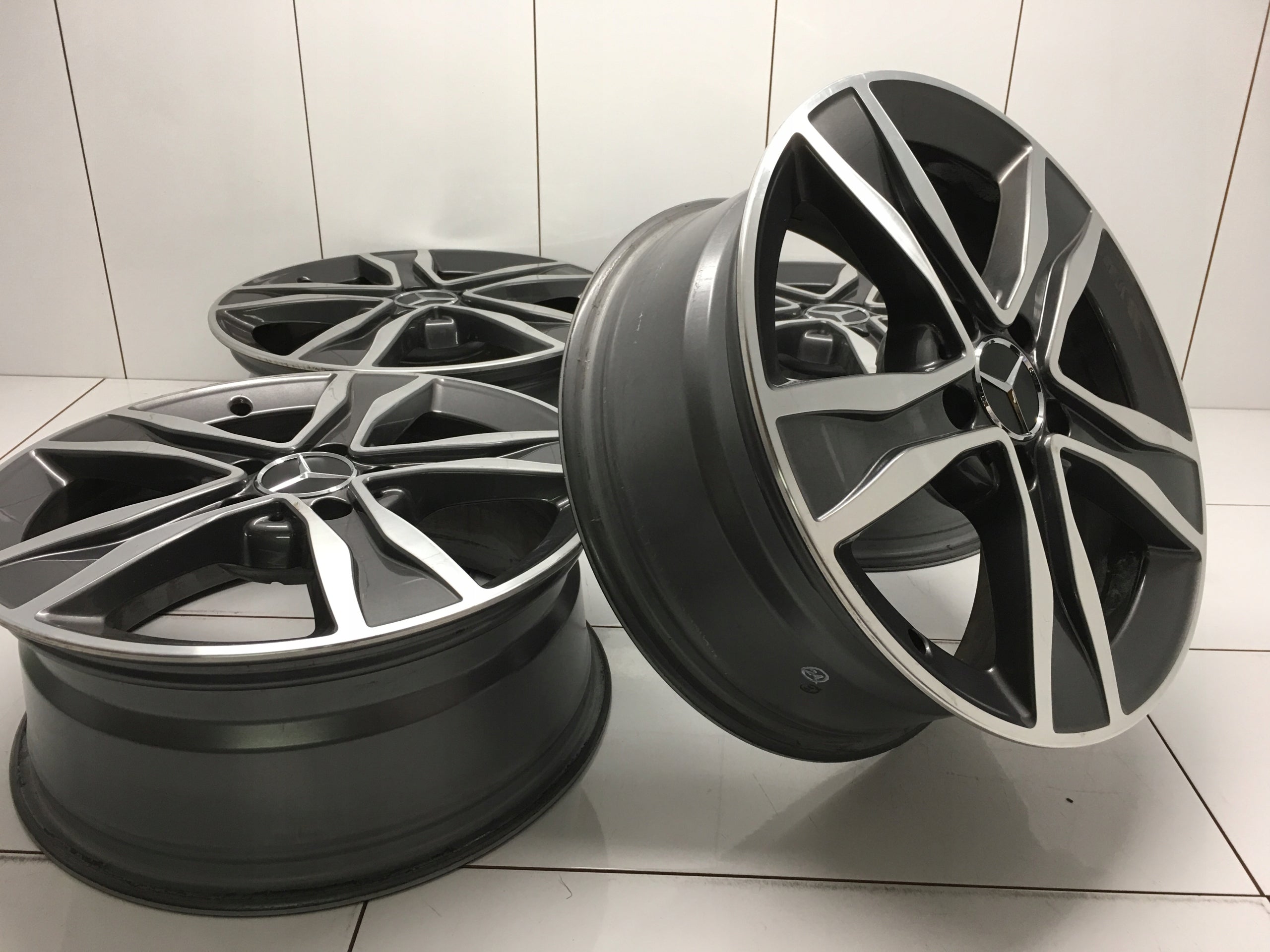 Alu Felge Mercedes-Benz 205 Aluminum rim 17 Zoll 7.0J 5x112