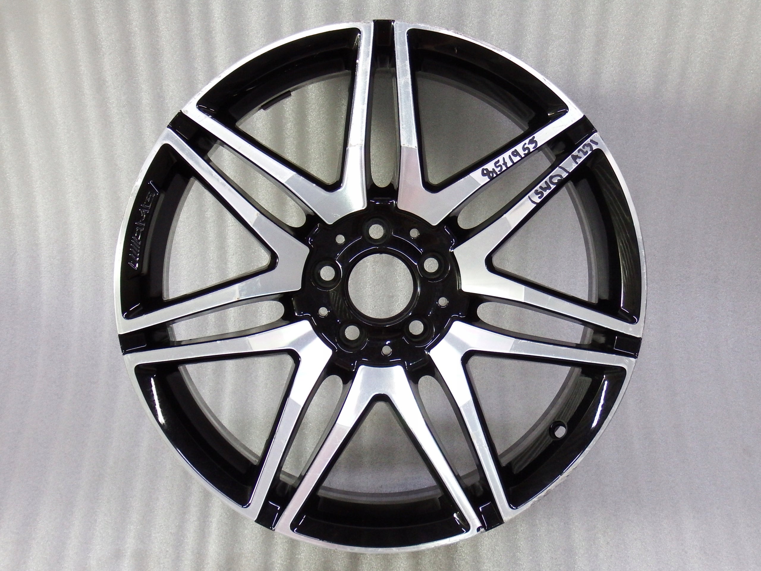 1x aluminum rim Mercedes-Benz W231 Aluminum rim 19 inch 8.5J 5x112 55ET 