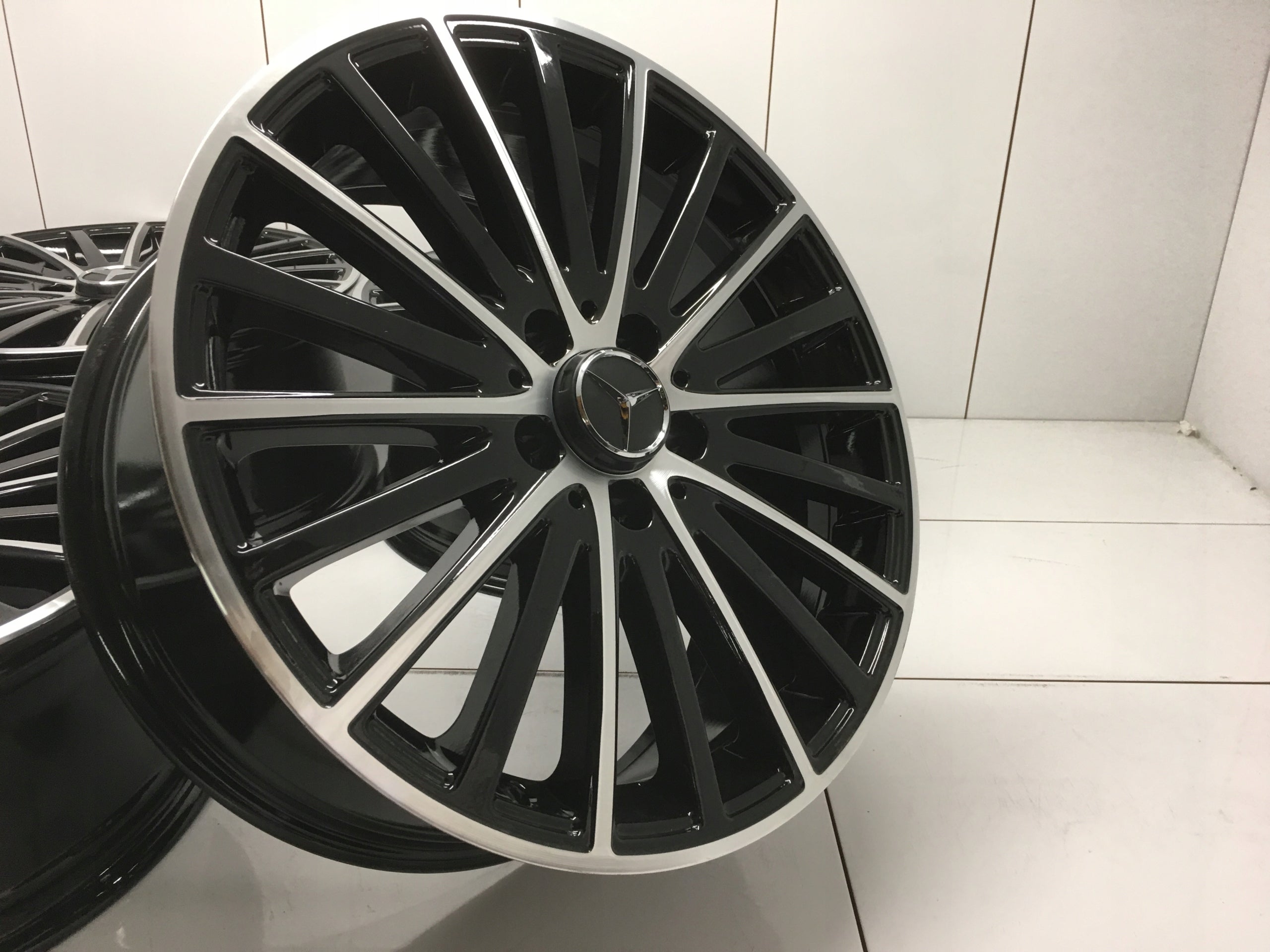 Alu Felge Mercedes-Benz 205 Aluminum rim 18 Zoll 7.5J 5x112