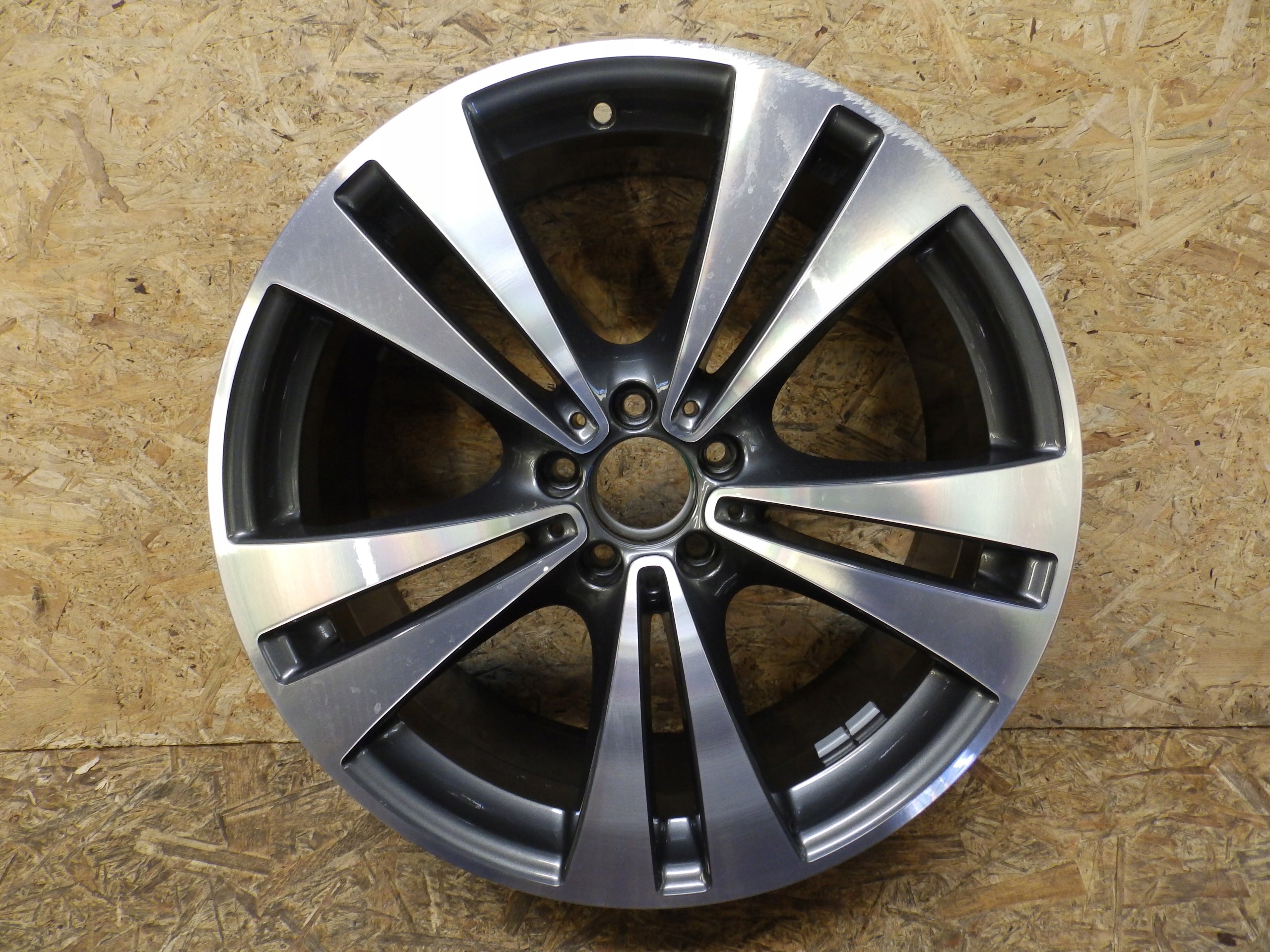 1x Alu Felge Mercedes-Benz W253 Aluminum rim 20 Zoll 8.5J 5x112 40ET