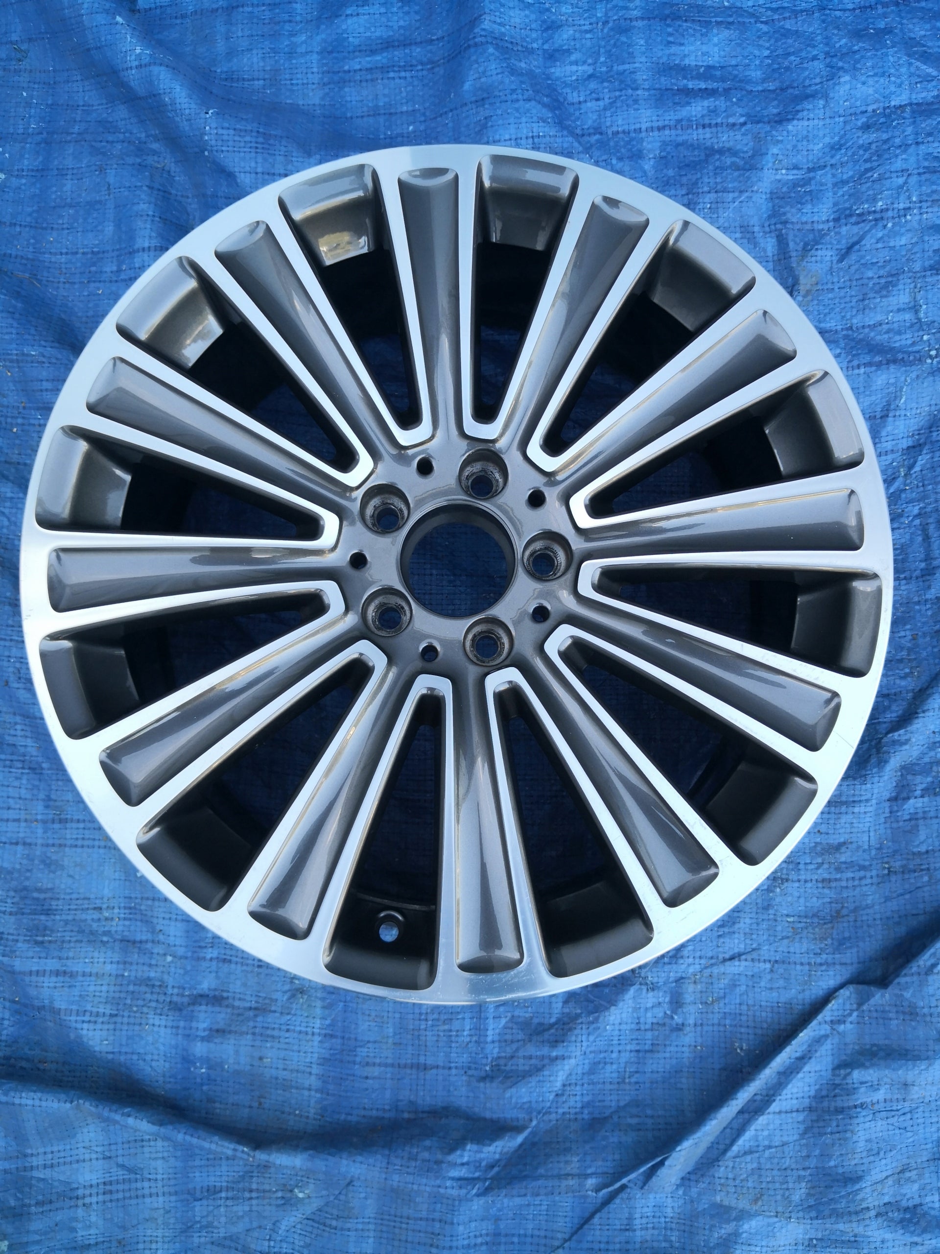 1x Alu Felge Mercedes-Benz W253 Aluminum rim 19 Zoll 8.0J 5x112 38ET