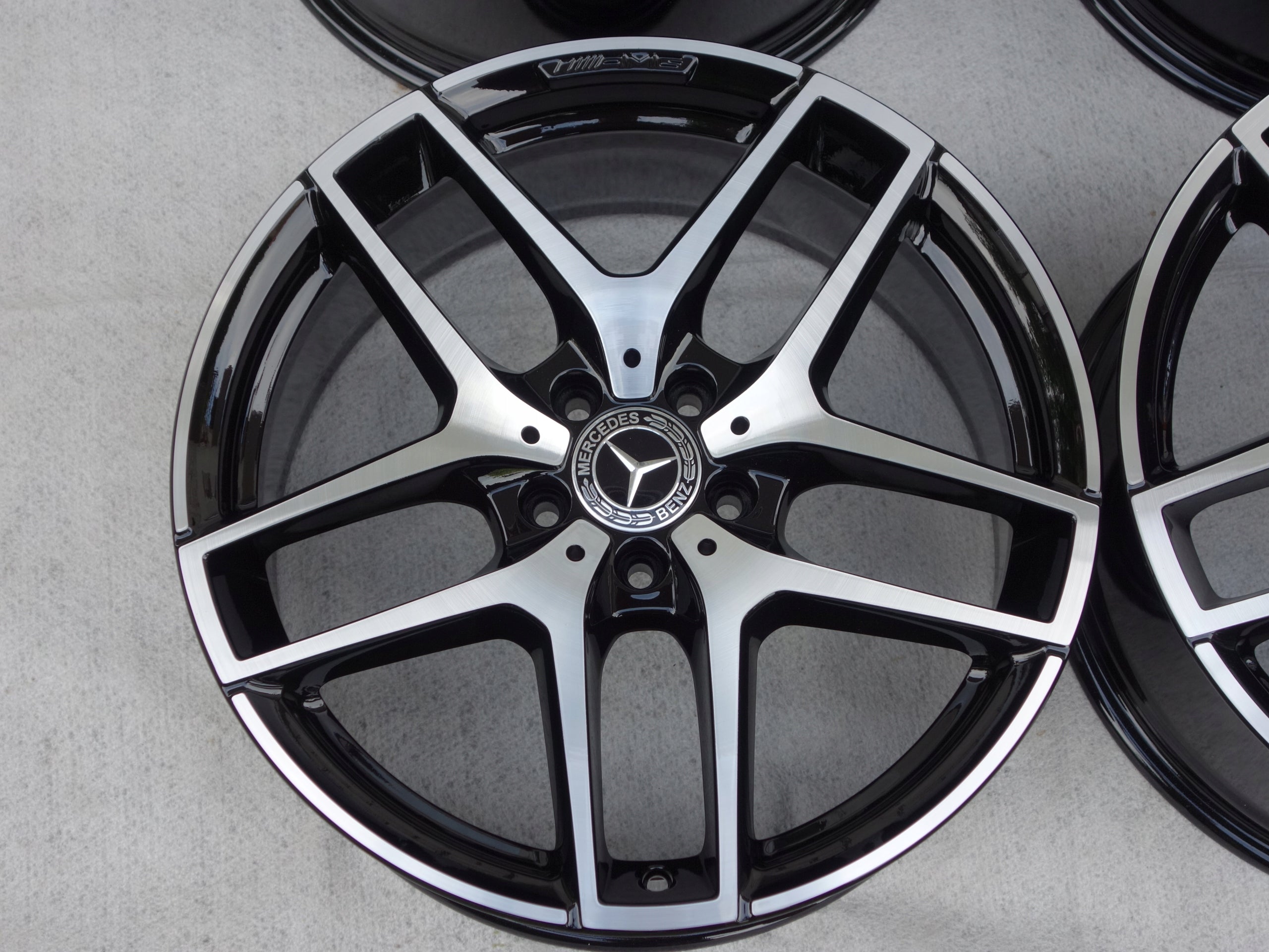 Alu Felge Mercedes-Benz W253 Aluminum rim 19 Zoll 8.0J 5x112 38ET