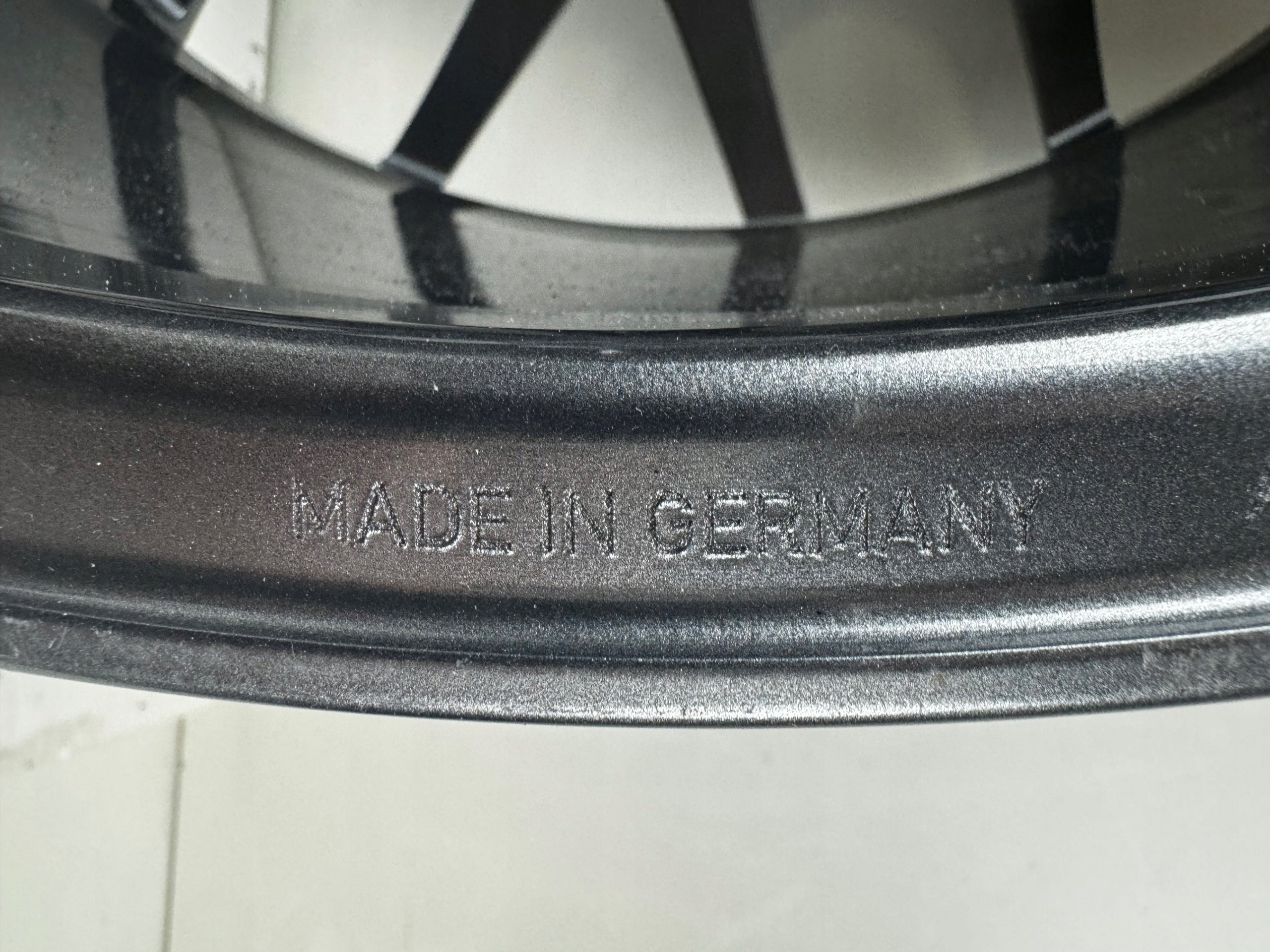 1x Alu Felge Mercedes-Benz W254 Aluminum rim 21 Zoll 9.5J 5x112 A2544011600