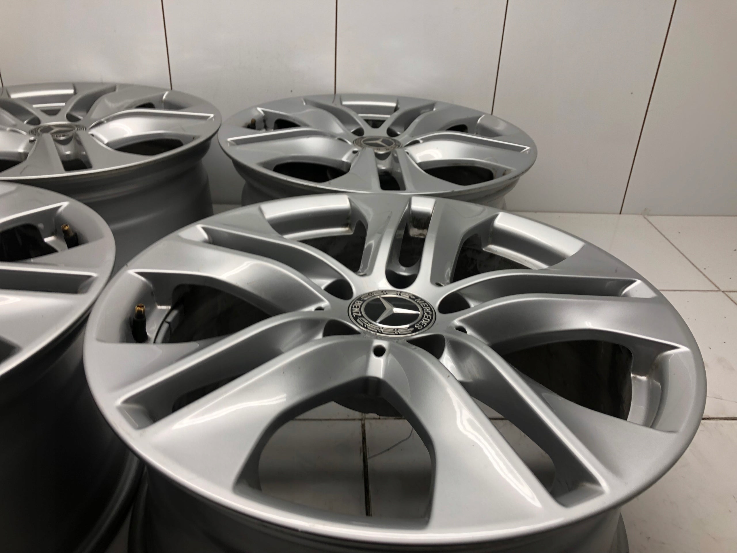 Alu Felge Mercedes-Benz W221 Aluminum rim 17 Zoll 8.0J 5x112